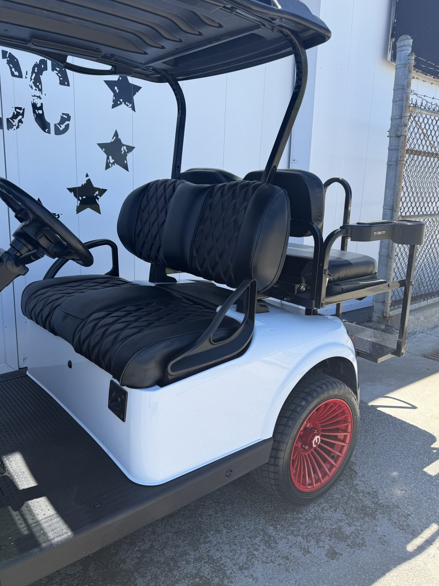 2021 EZGO RXV photo 4