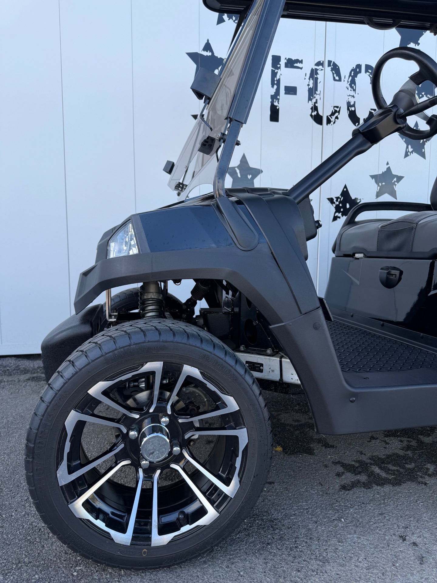 2022 Kodiak Apex photo 3