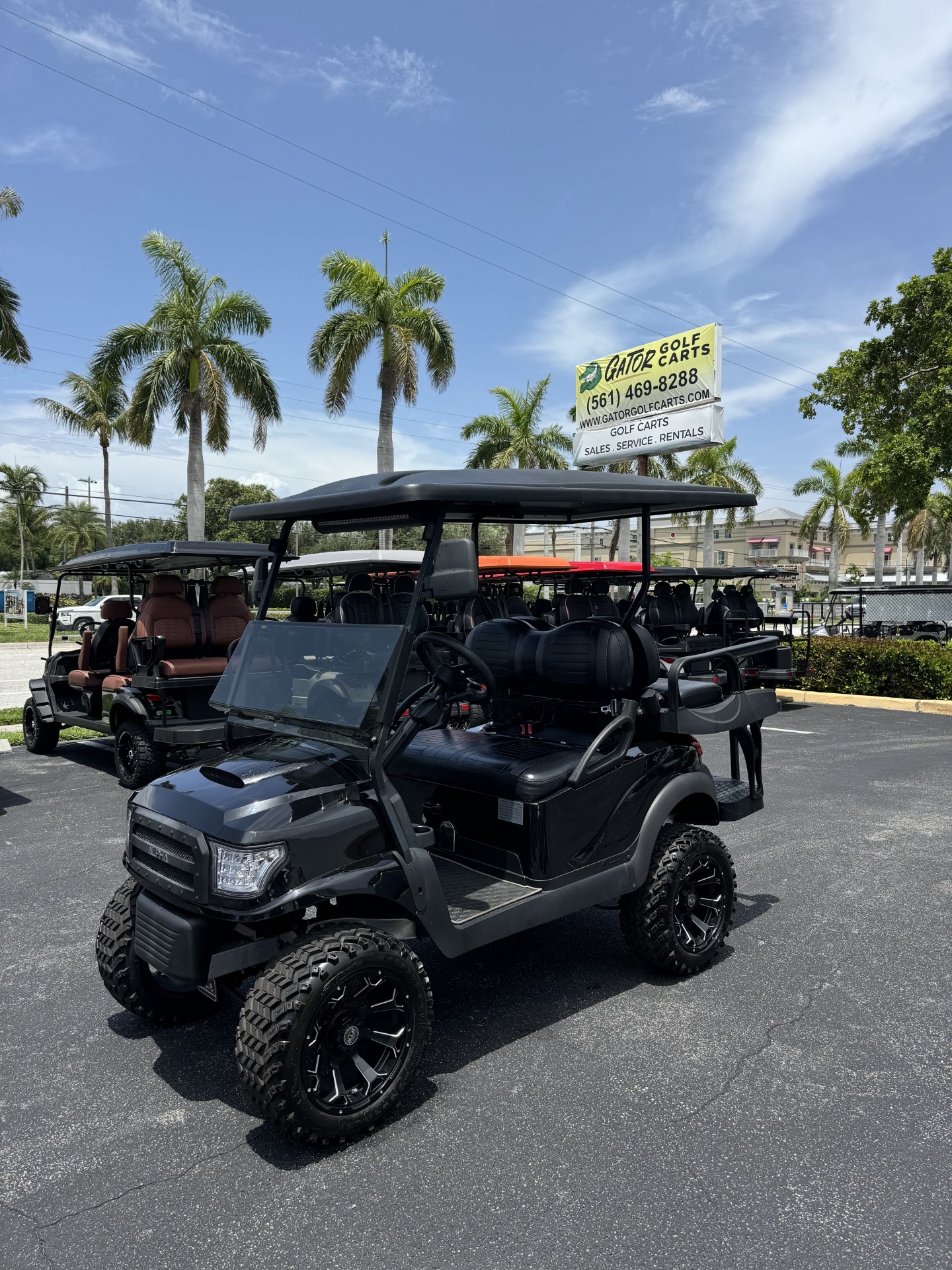 *PREOWNED* 2021 CLUB CART ALPHA BODY-STREET LEGAL