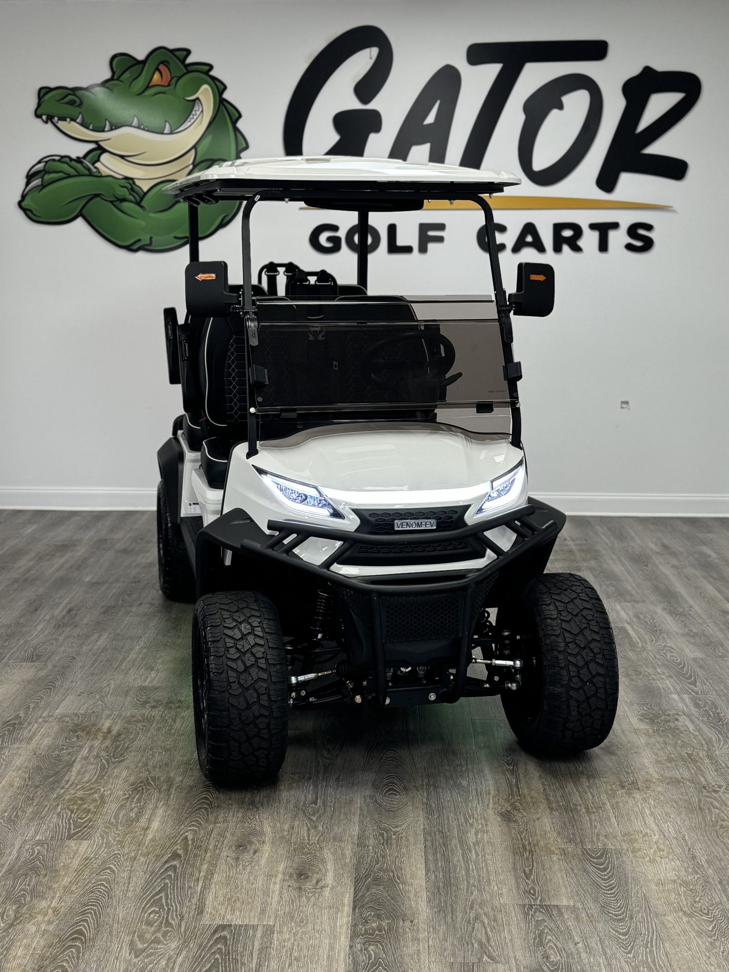 *NEW*2026 VENOM-EV STEALTH 105 AH BATTERY – STREET LEGAL WHITE /COLOR MATCHED SEATS