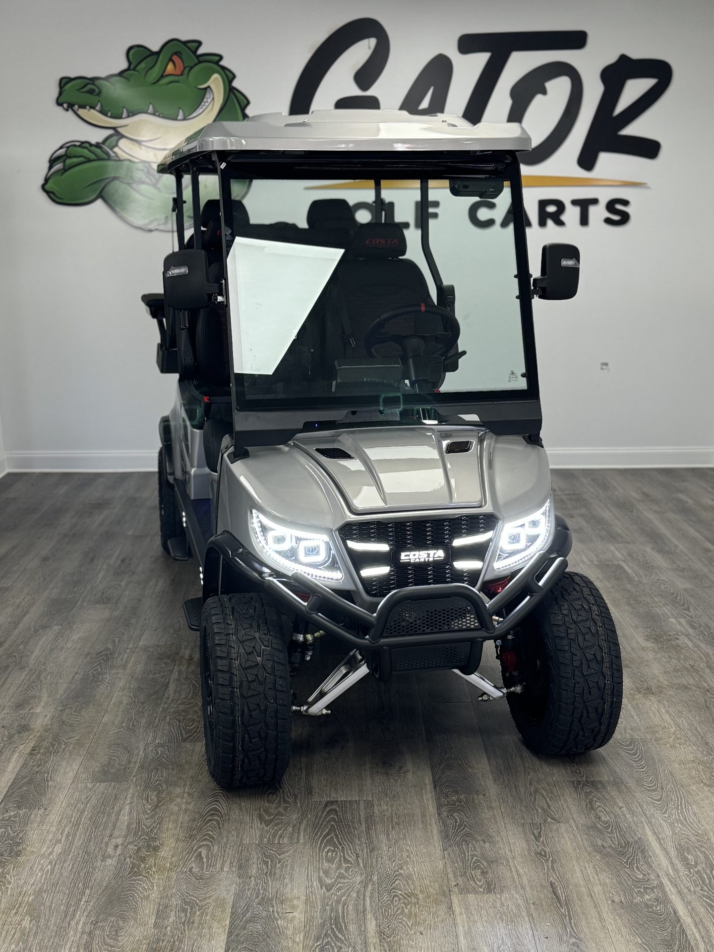 *NEW* 2026 COSTA CART 600 L SILVER WITH BLACK/WHITE STITCHING-STREET LEGAL-230 AH BATTERY 100 MILE RANGE