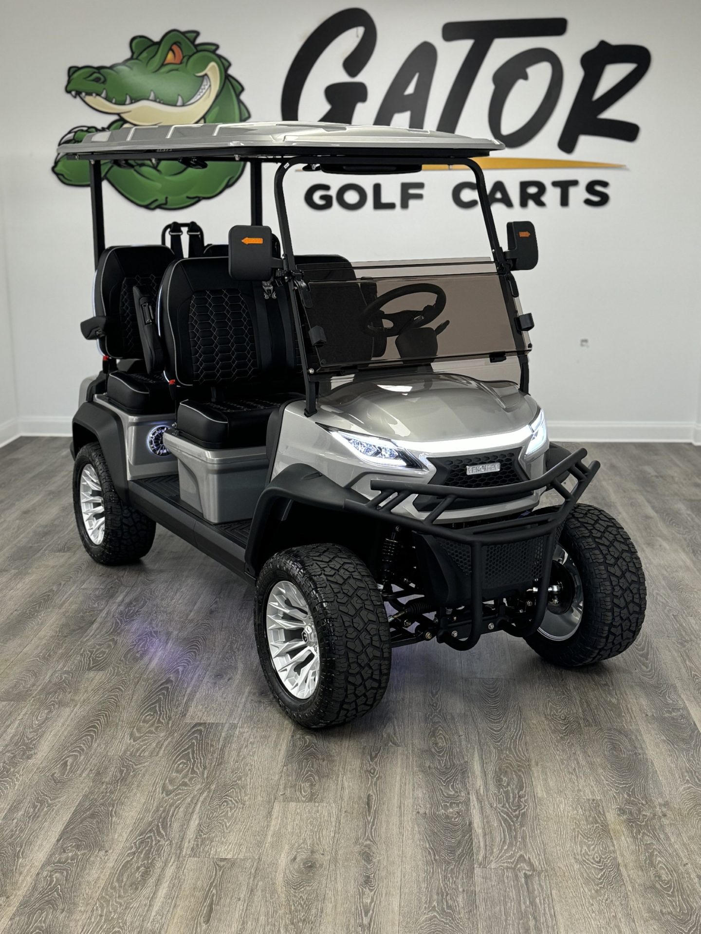 NEW 2026 VENOM EV STEALTH SILVER /BLACK INTERIOR -105 AH BATTERY -STREET LEGAL
