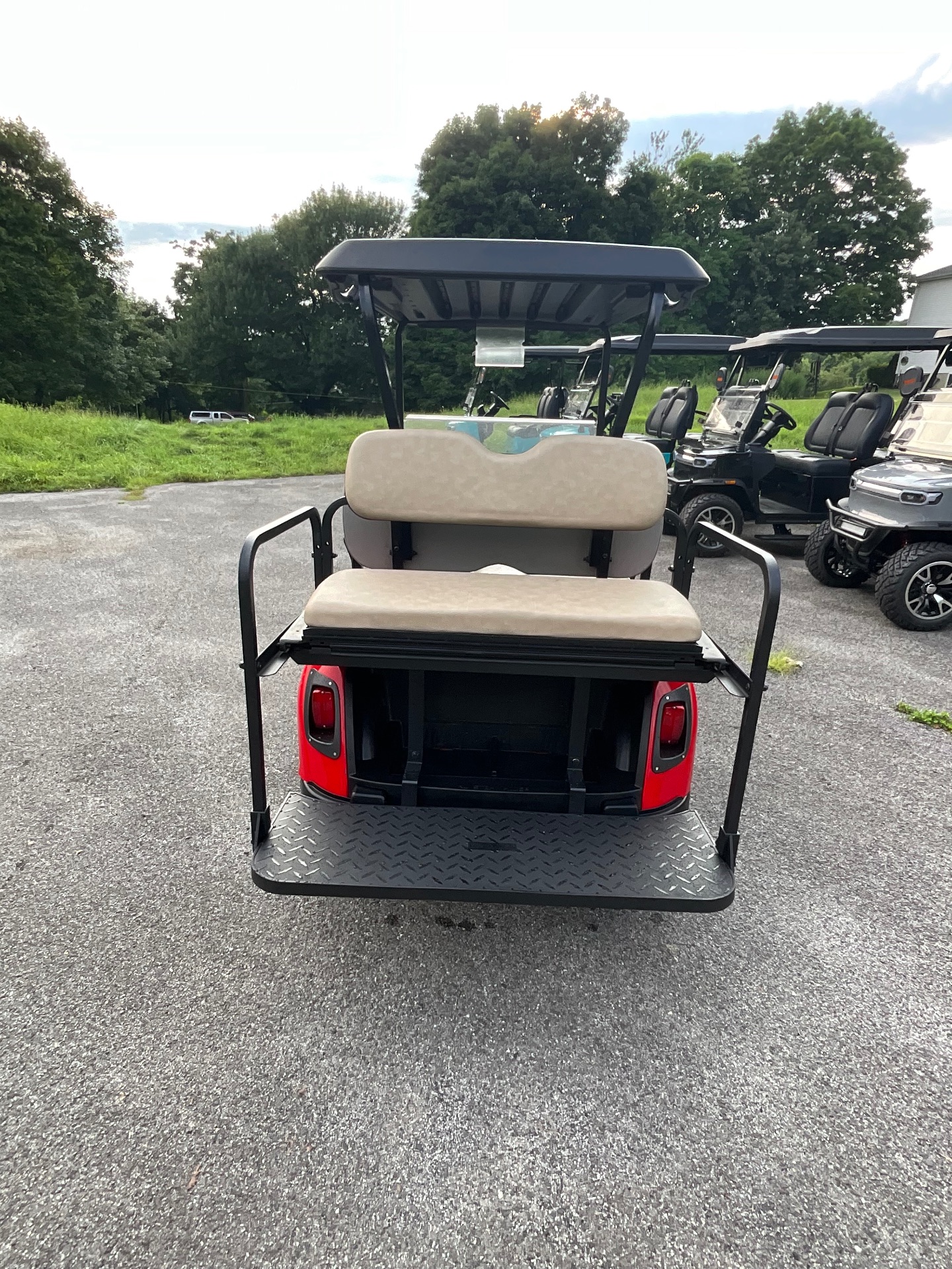 2021 EZGO RXV photo 7