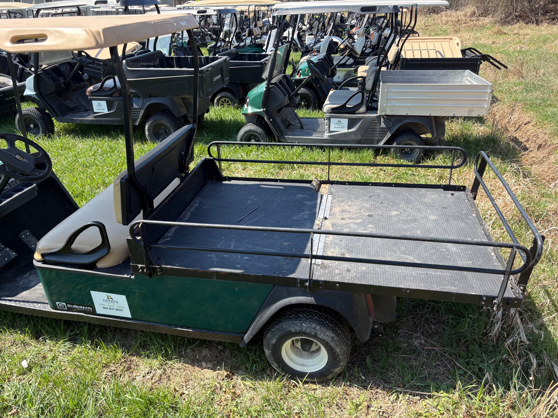 2015 Cushman Shuttle 2 photo 2