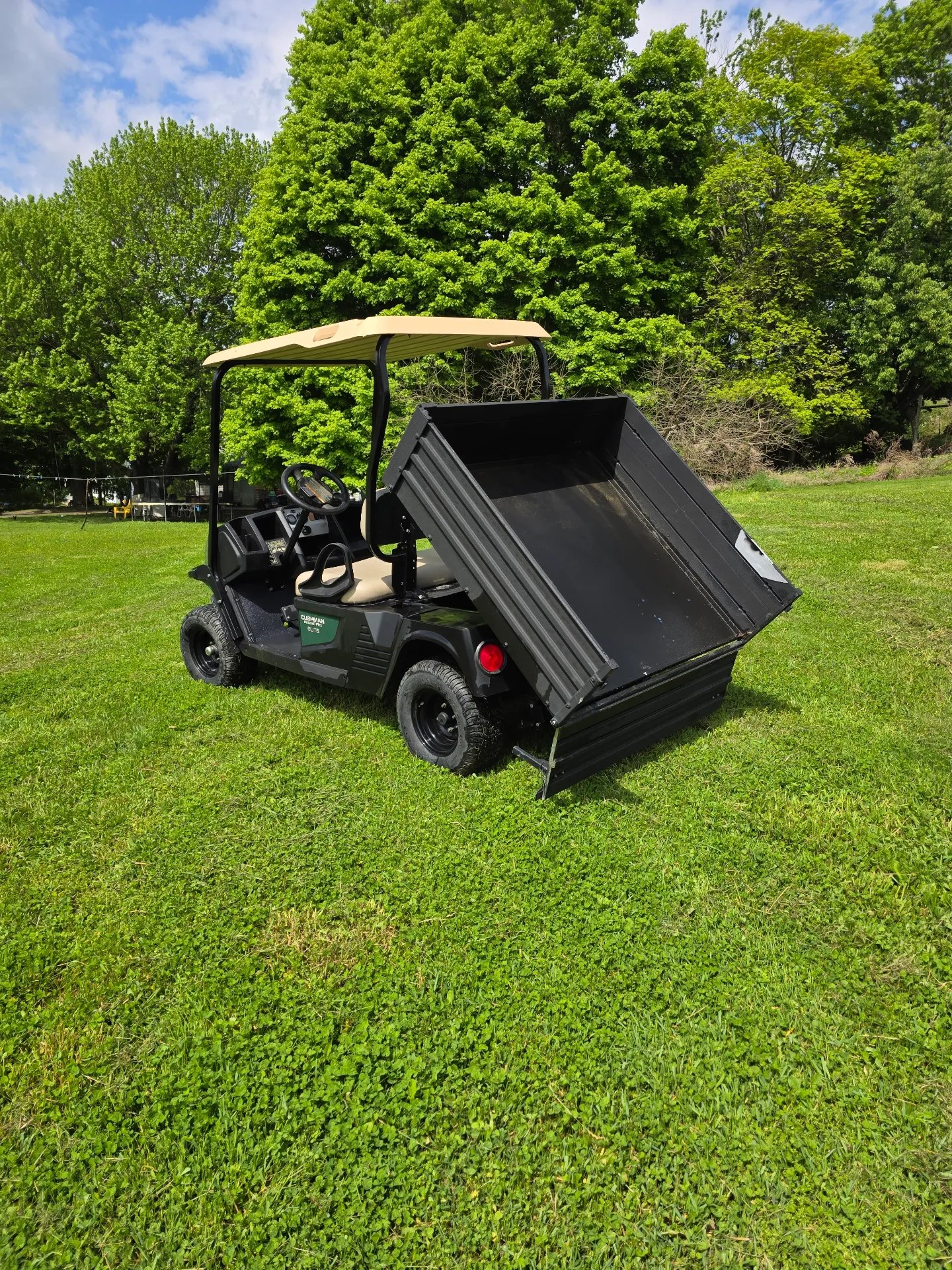 2023 Cushman Hauler photo 8