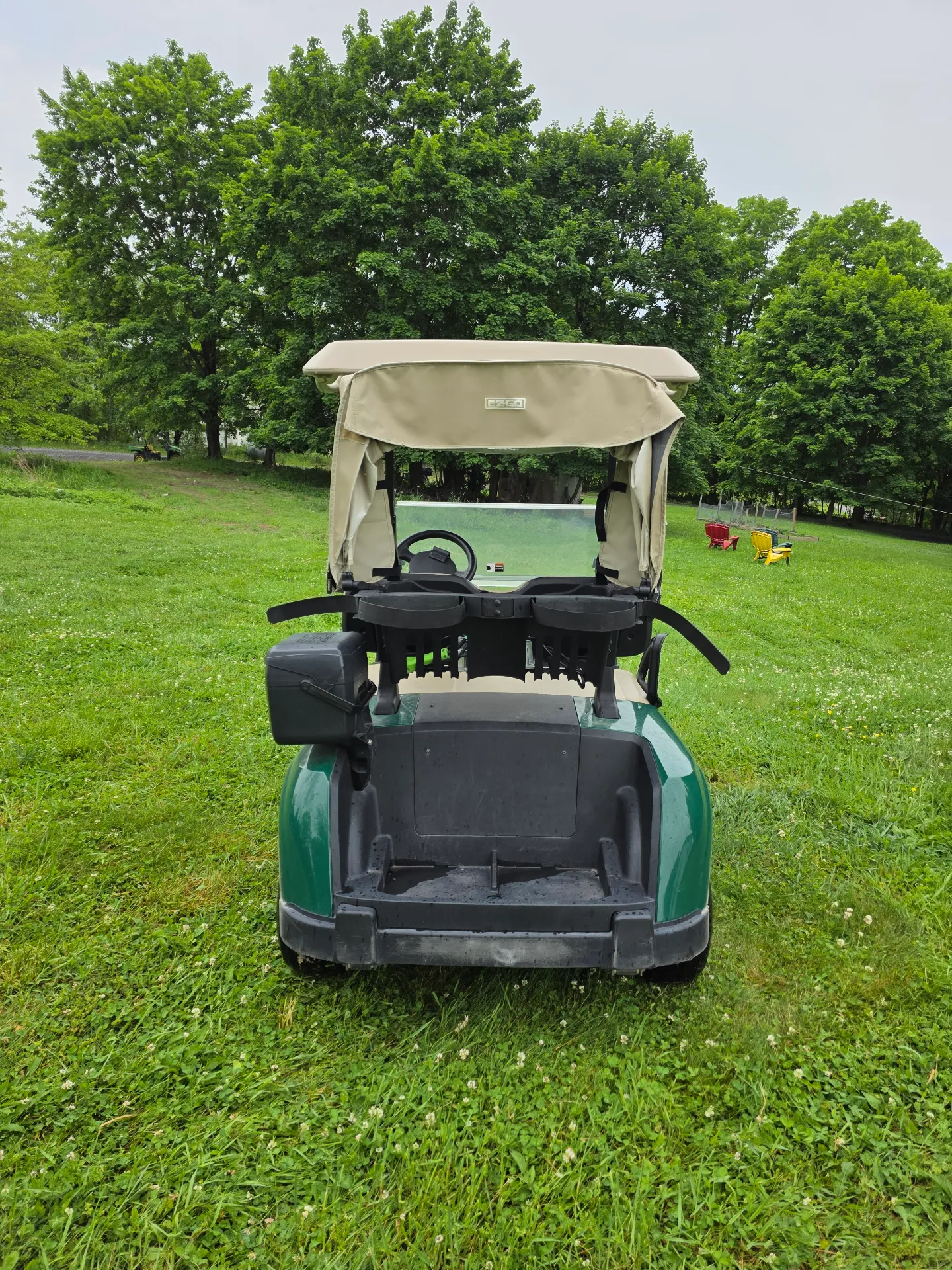 2021 EZGO RXV photo 4