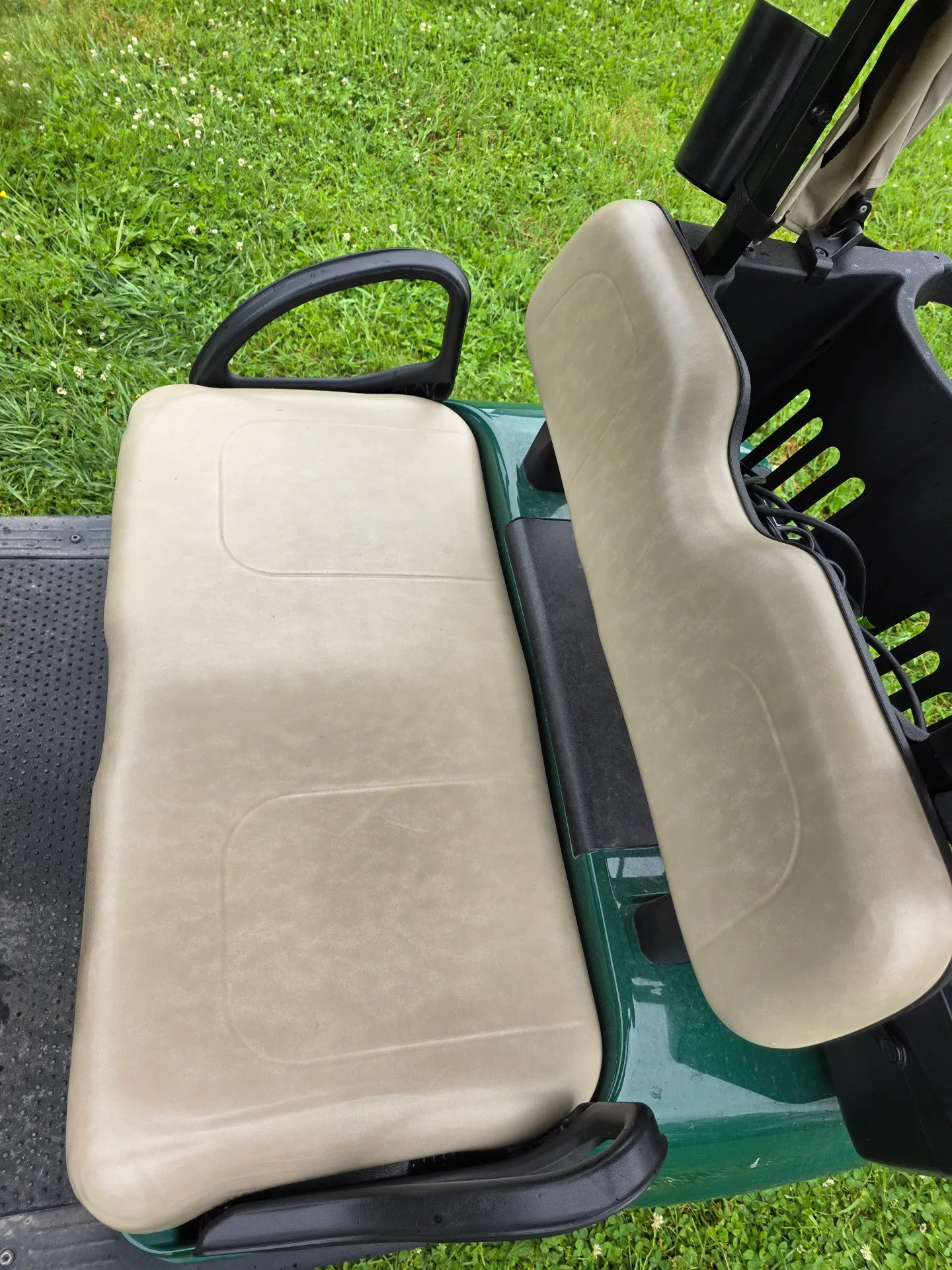2021 EZGO RXV photo 6