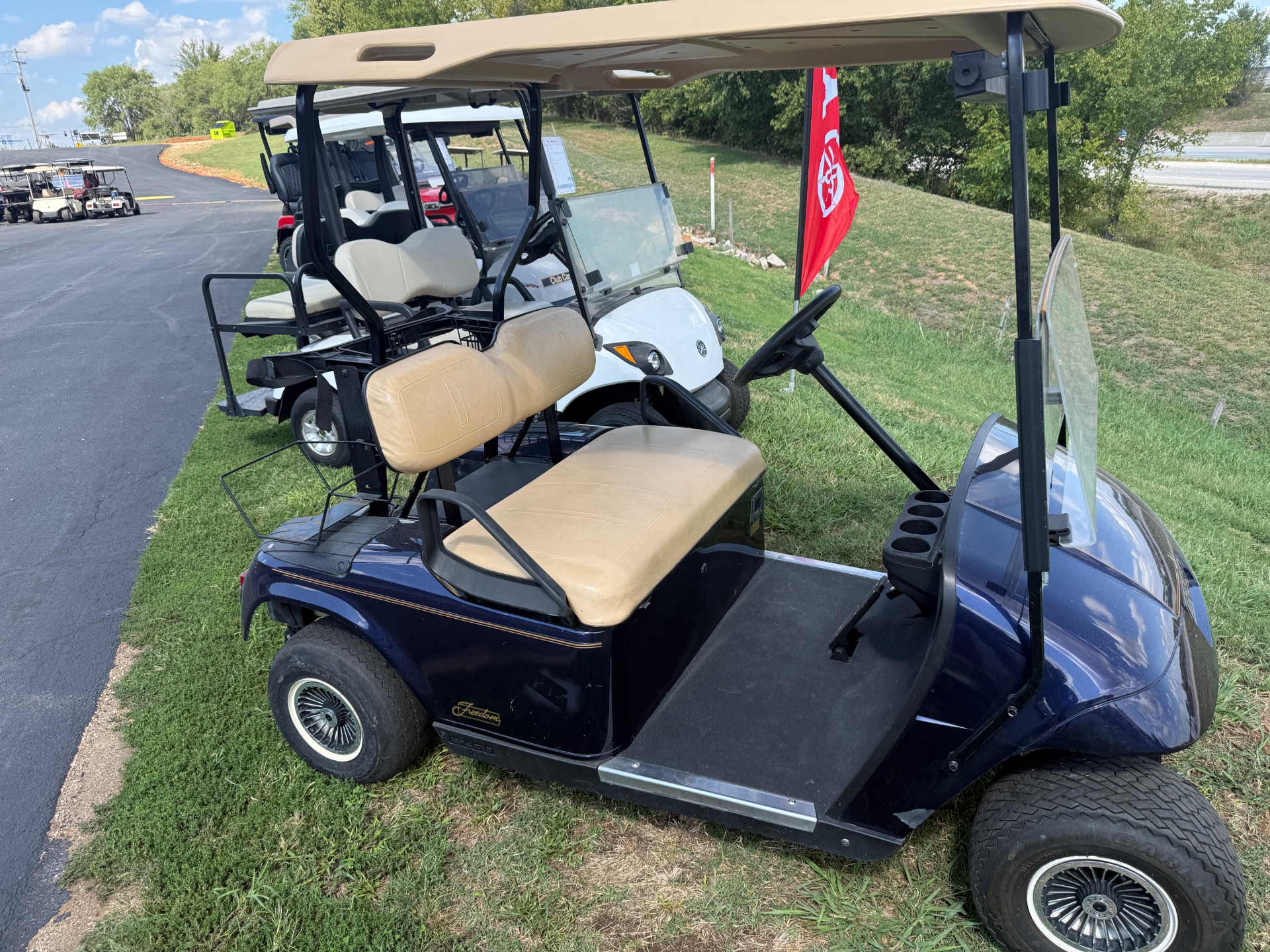 2000 EZGO TXT
