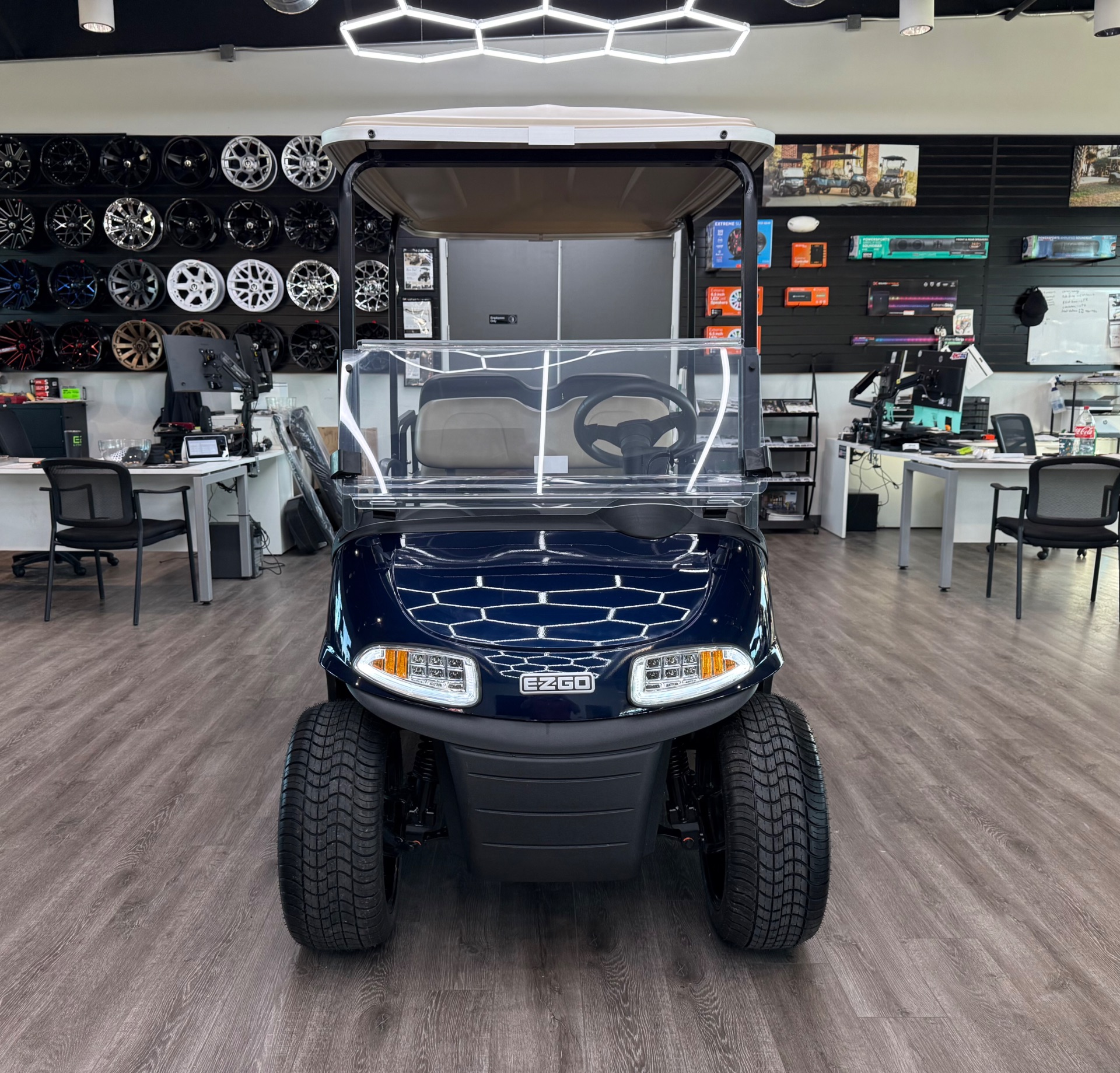 2021 EZGO RXV photo 2