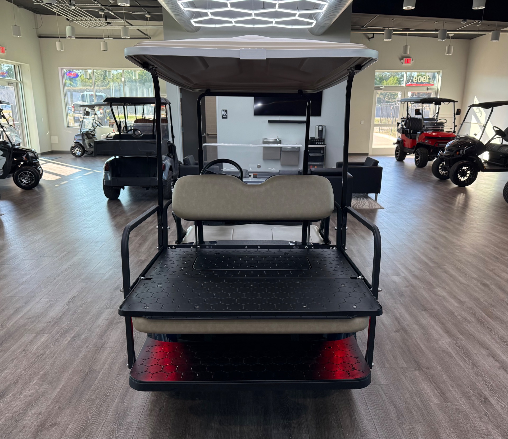 2021 EZGO RXV photo 6