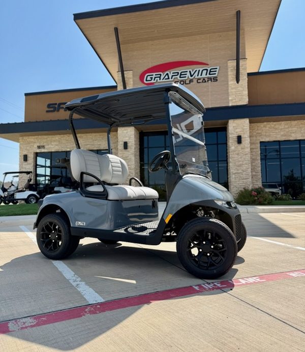 2026 E-Z-GO Freedom RXV Elite