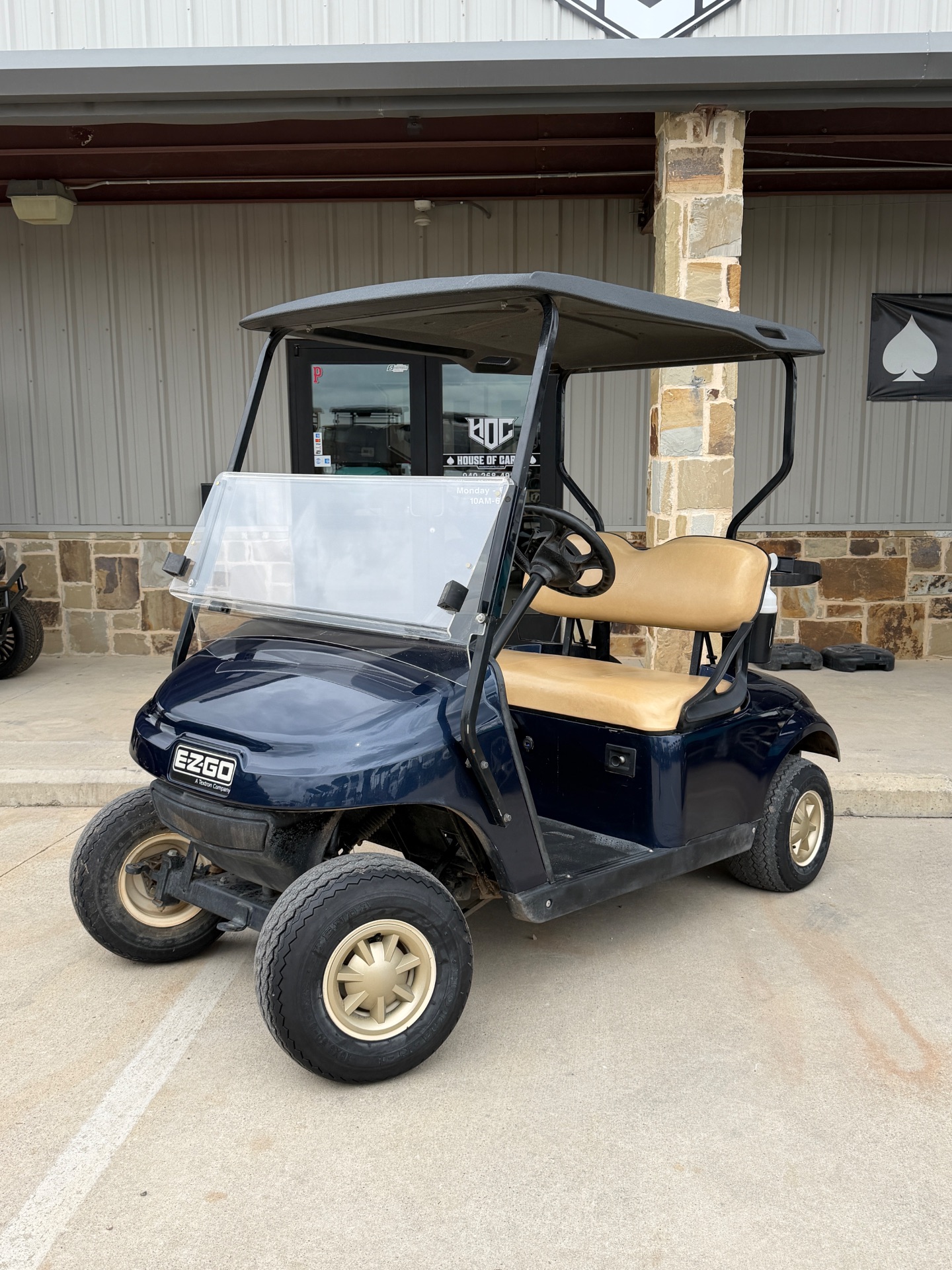 2018 E-Z-GO TXT