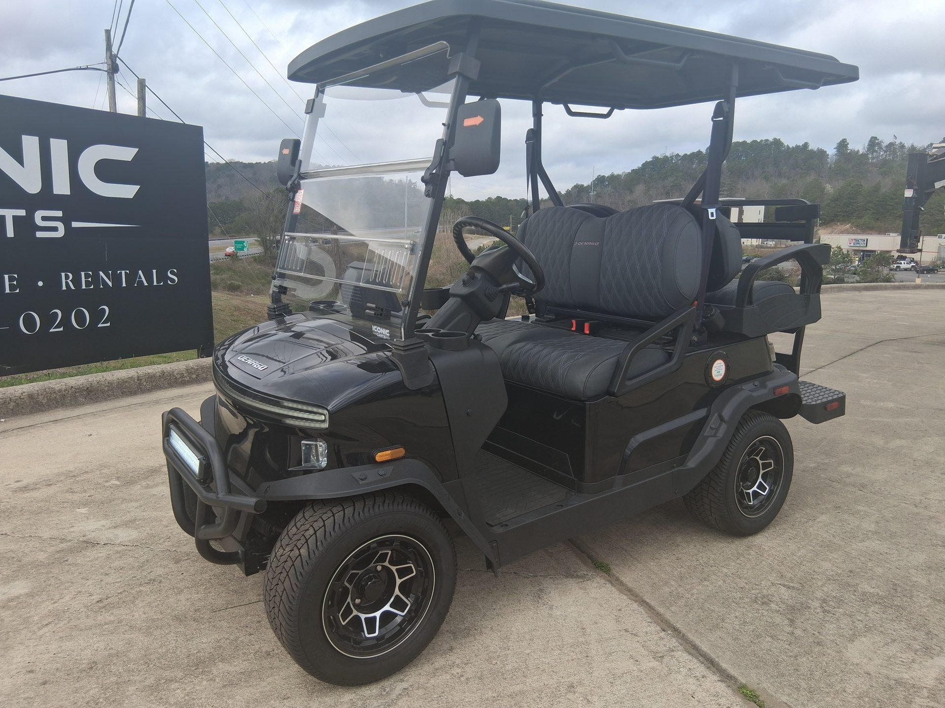 2025 Denago EV Nomad 2+2