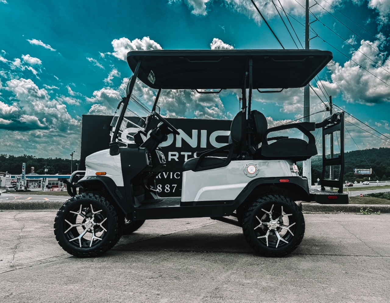 2025 Denago EV Nomad XL 2+2