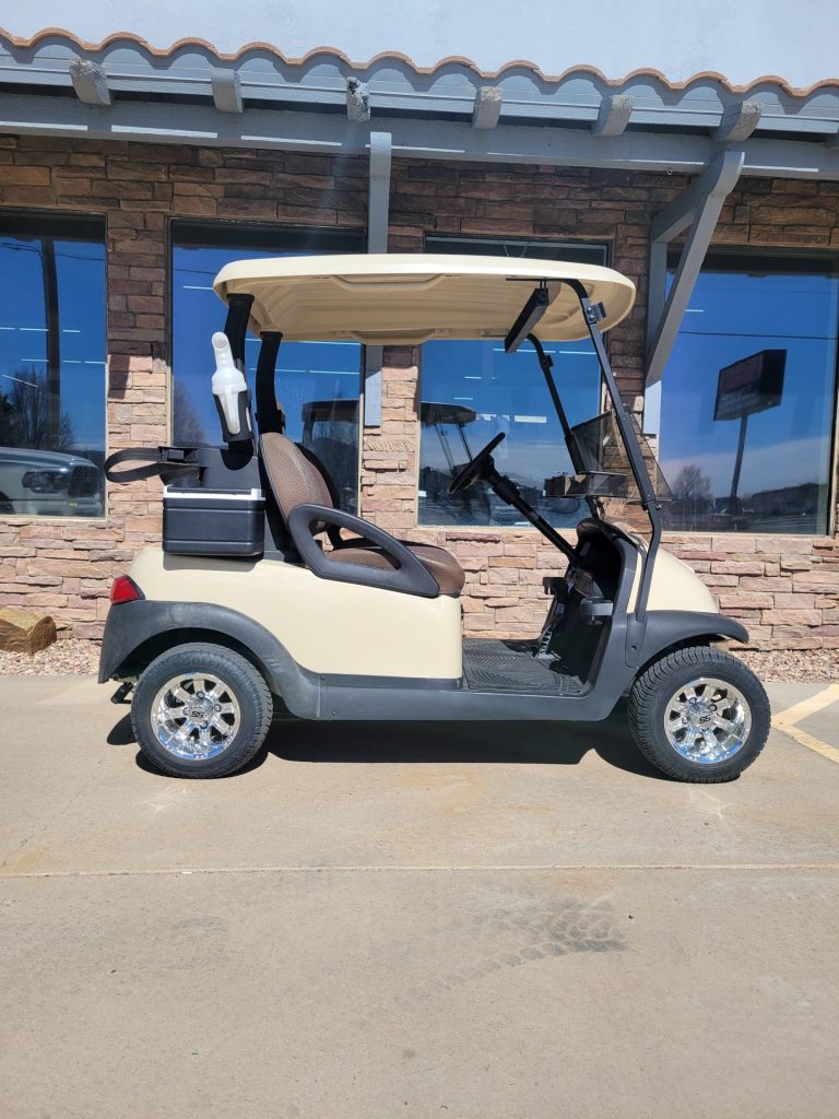 2011 Club Car Precedent