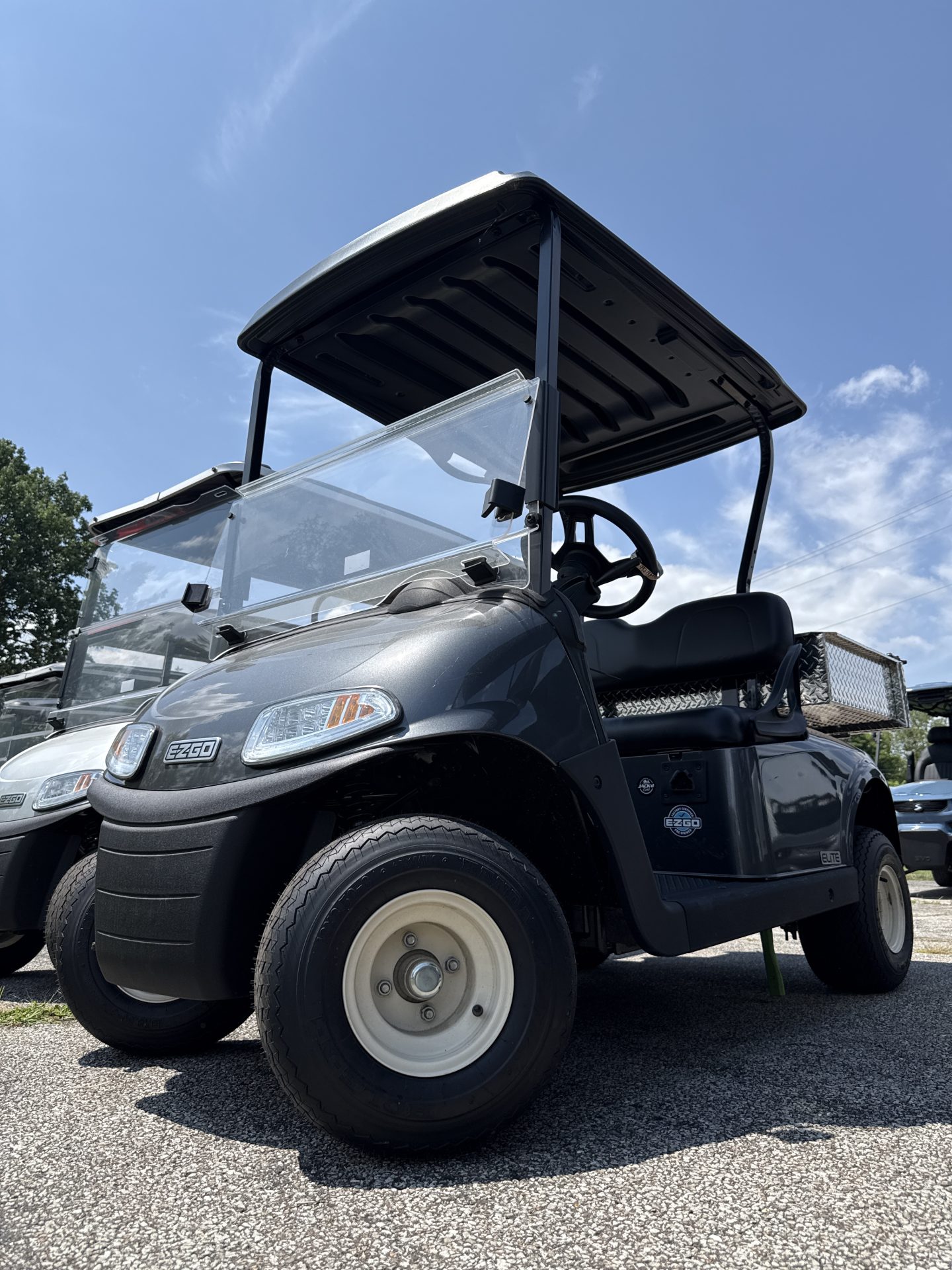 2020 EZGO RXV