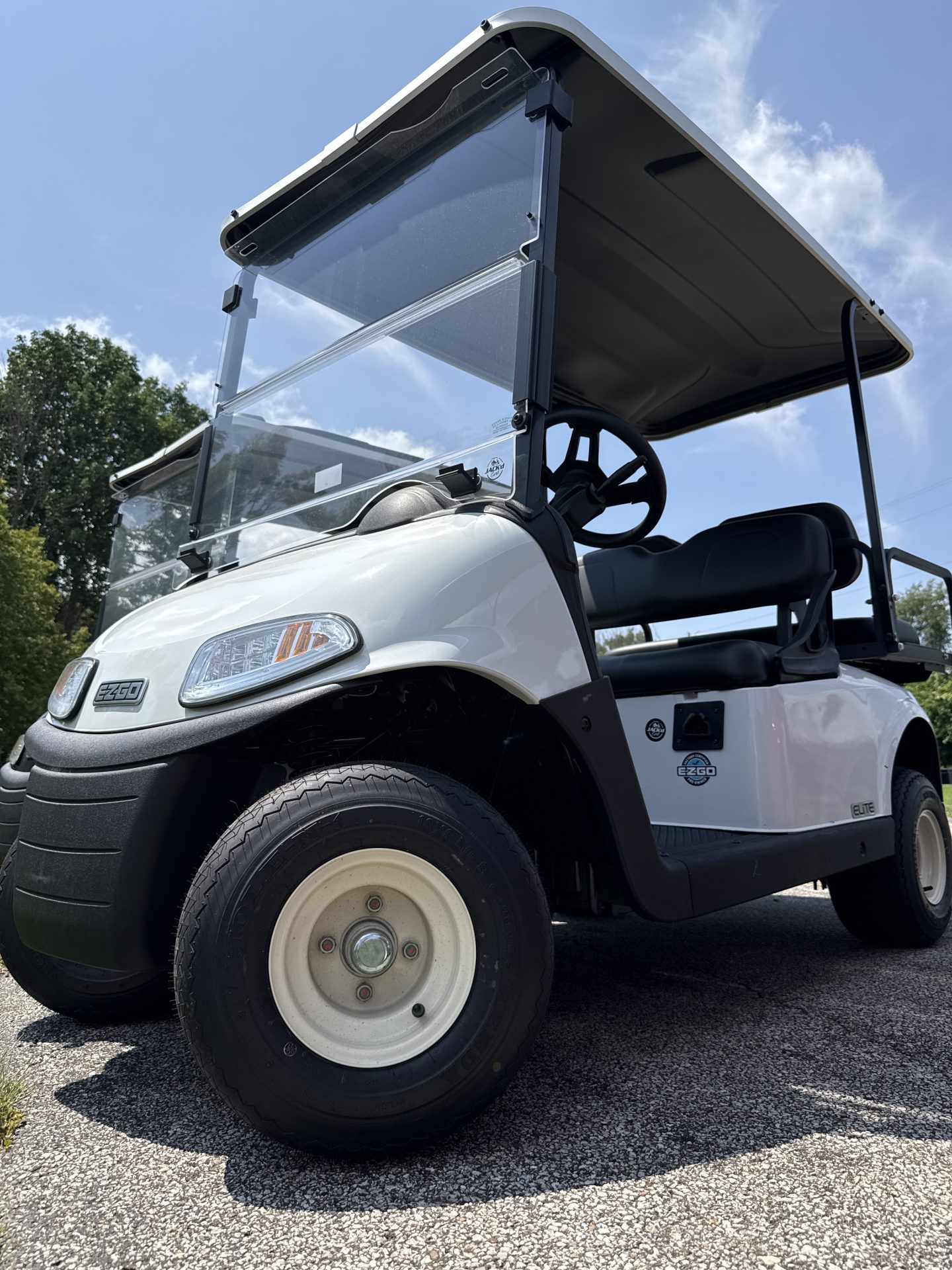 2020 EZGO RXV