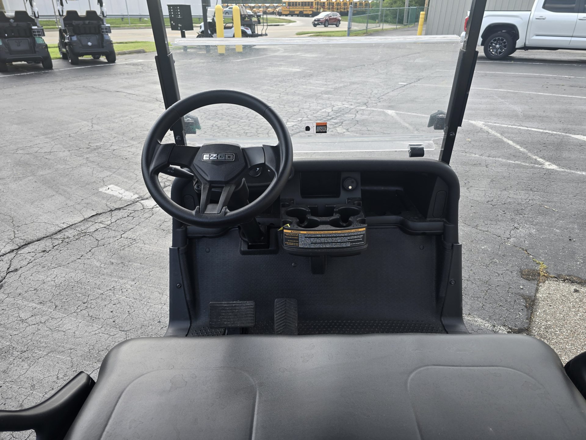 2020 EZGO RXV photo 3