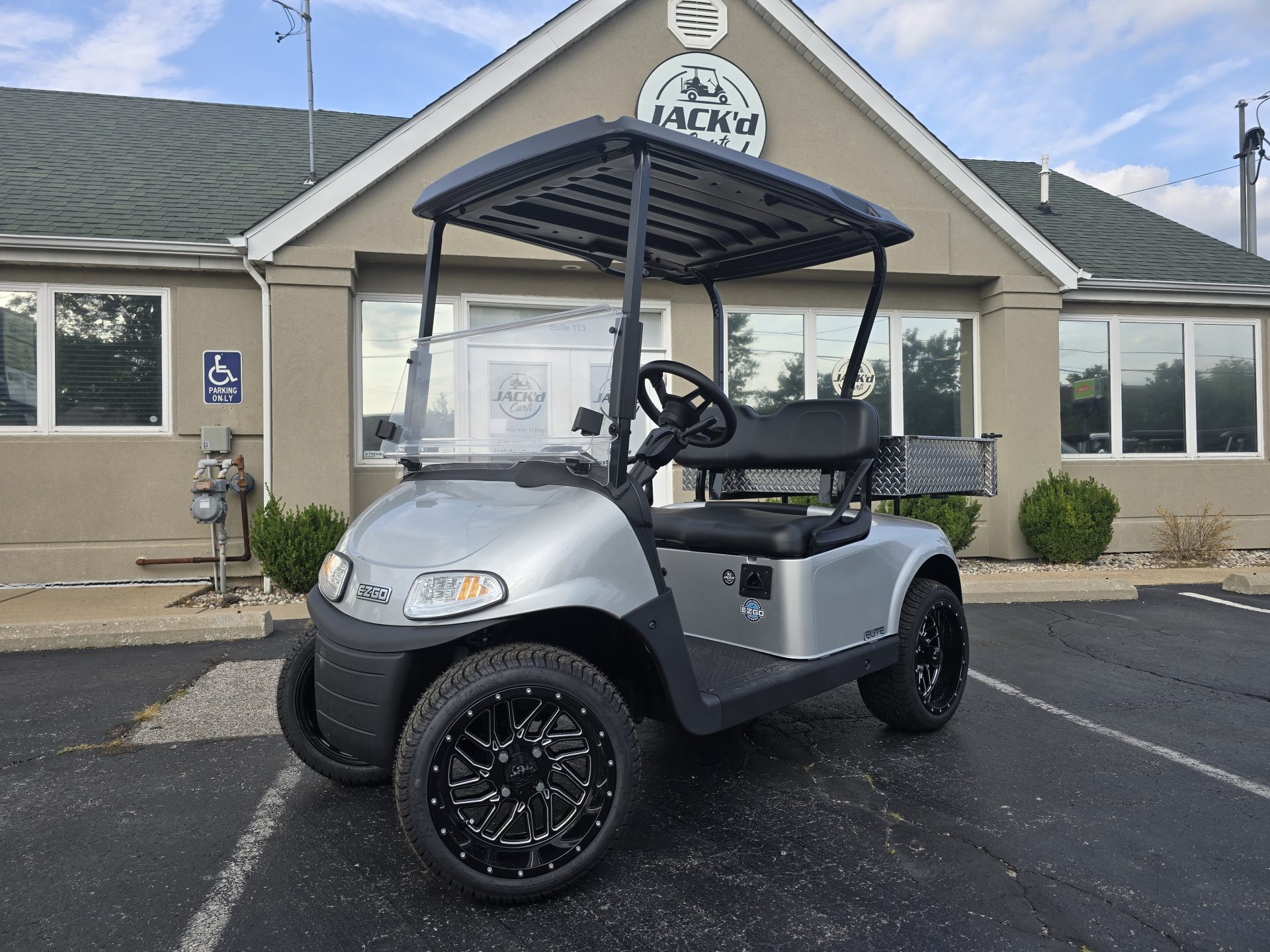 2020 EZGO RXV