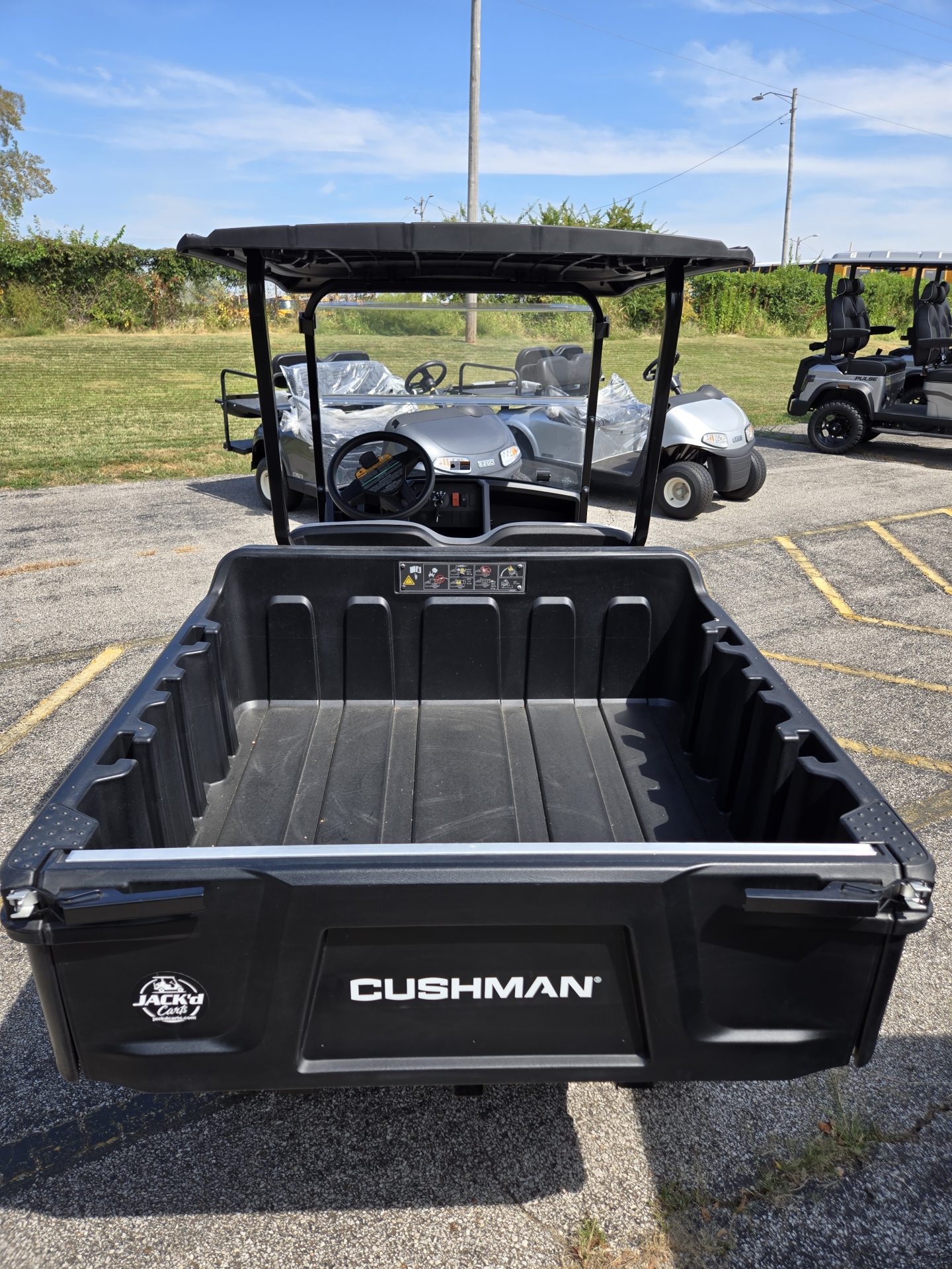 2026 Cushman Hauler photo 4