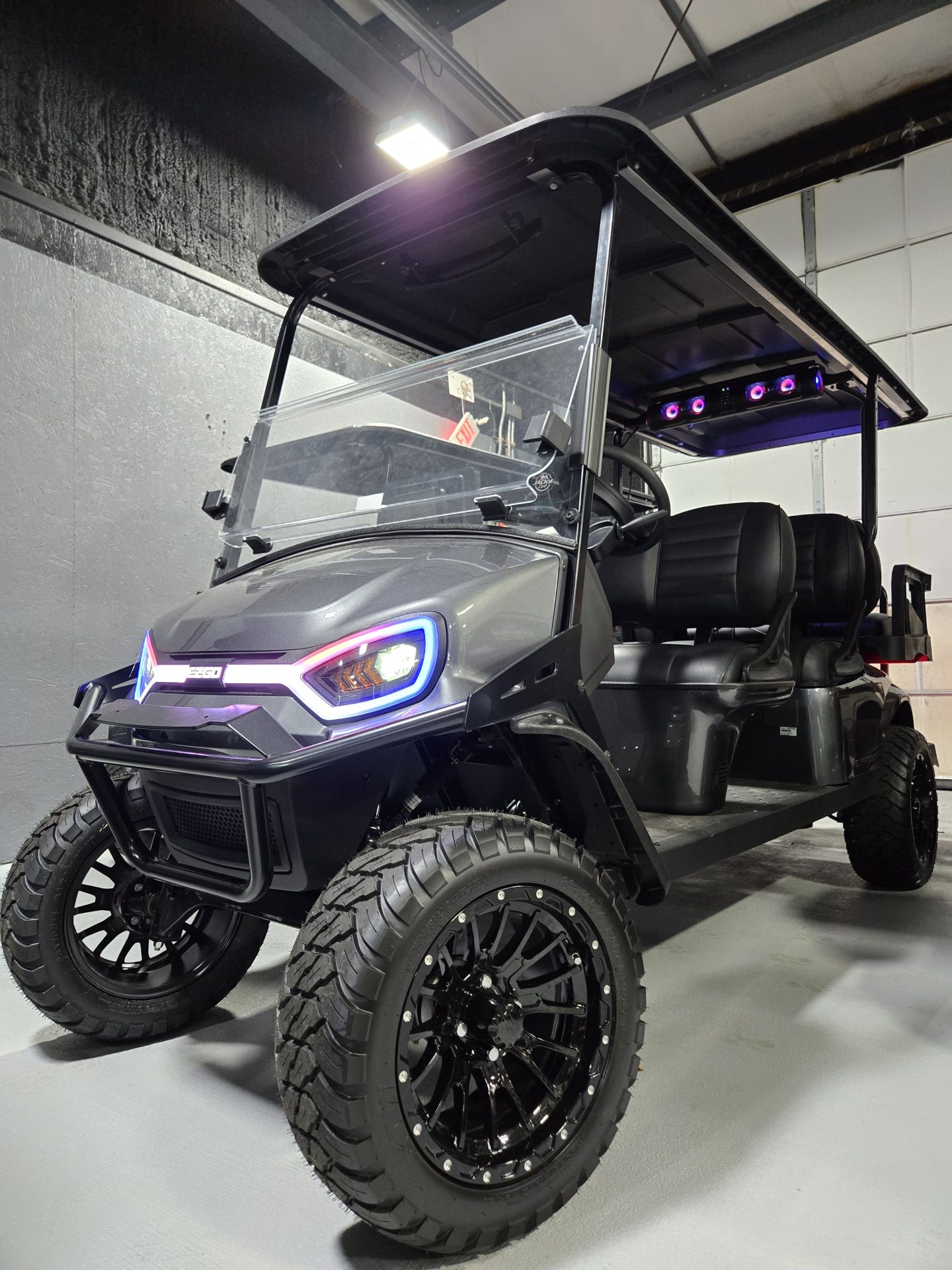 2026 E-Z-GO Express 6 Summit XT Kawasaki Gas