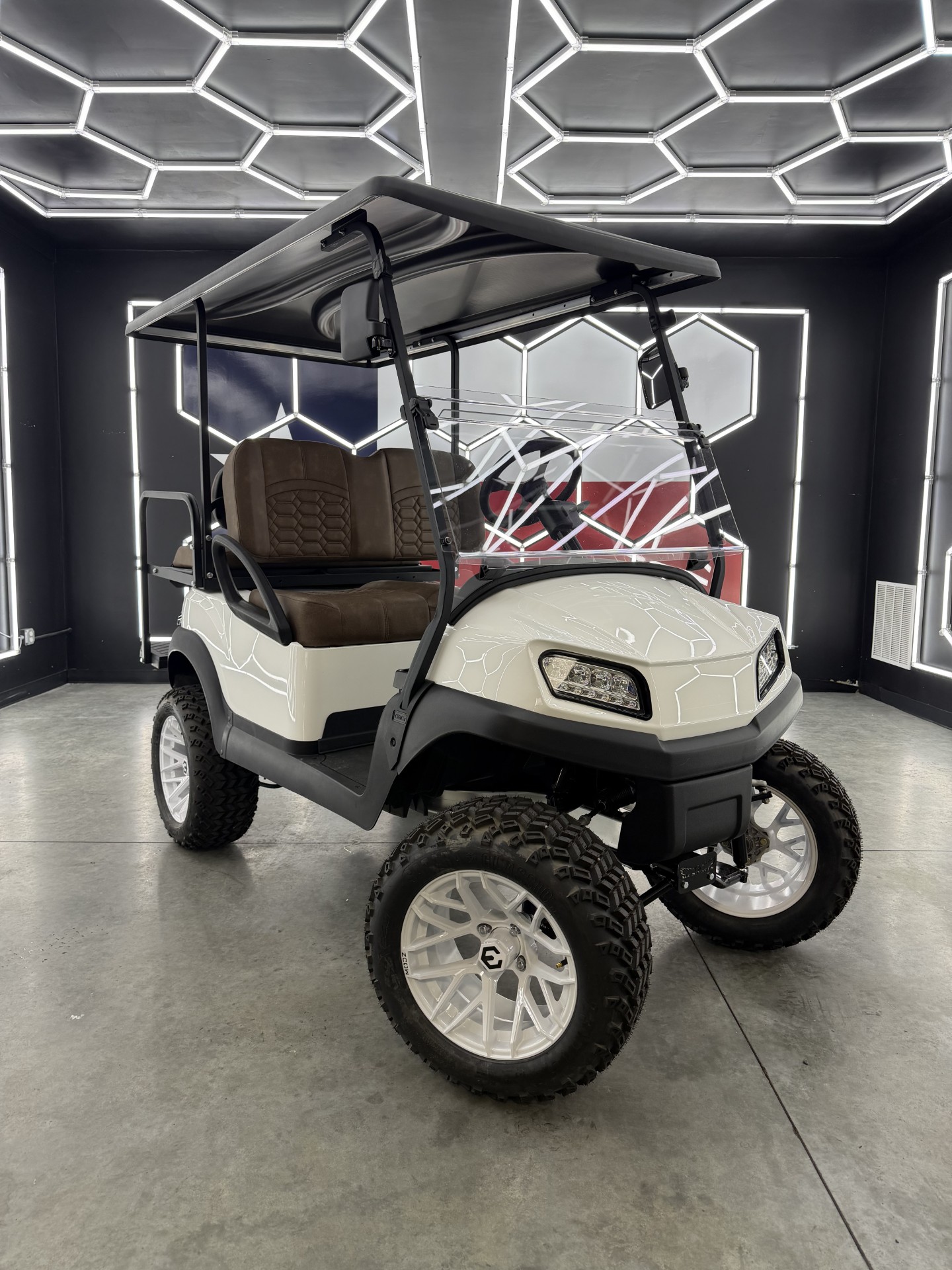 2020 Refurbished Lithium Club Car Tempo