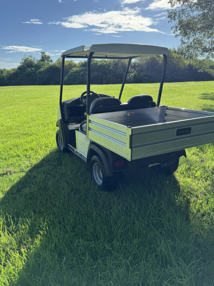 2021 Club Car Carryall photo 4