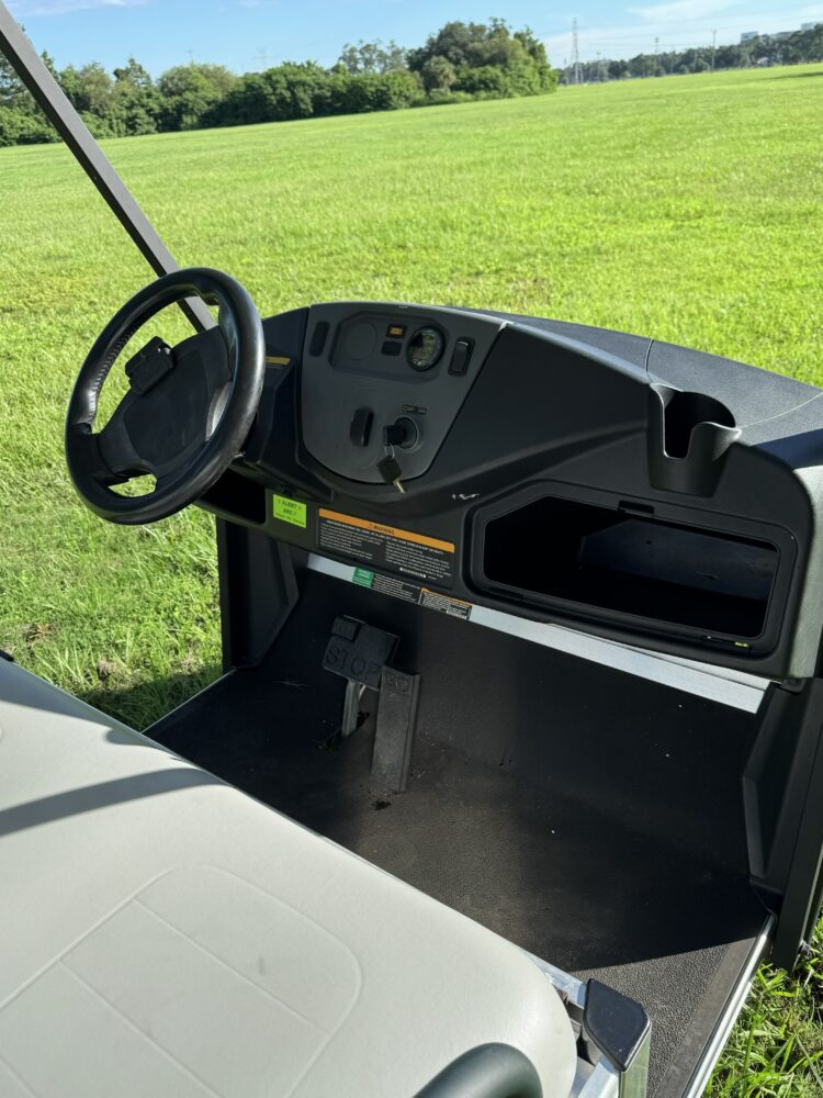 2021 Club Car Carryall photo 8