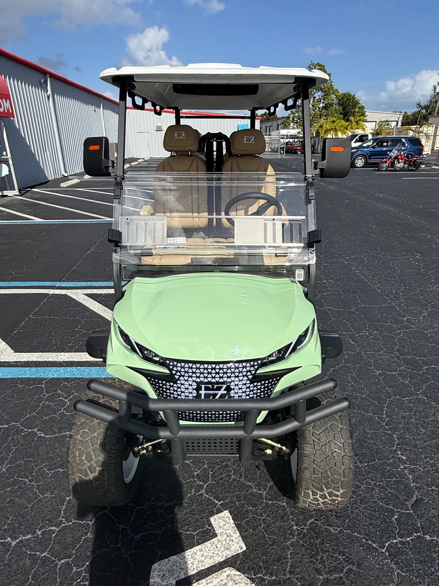 EZ KRUISER RAPTOR B-4F | Matts Custom Golf Carts