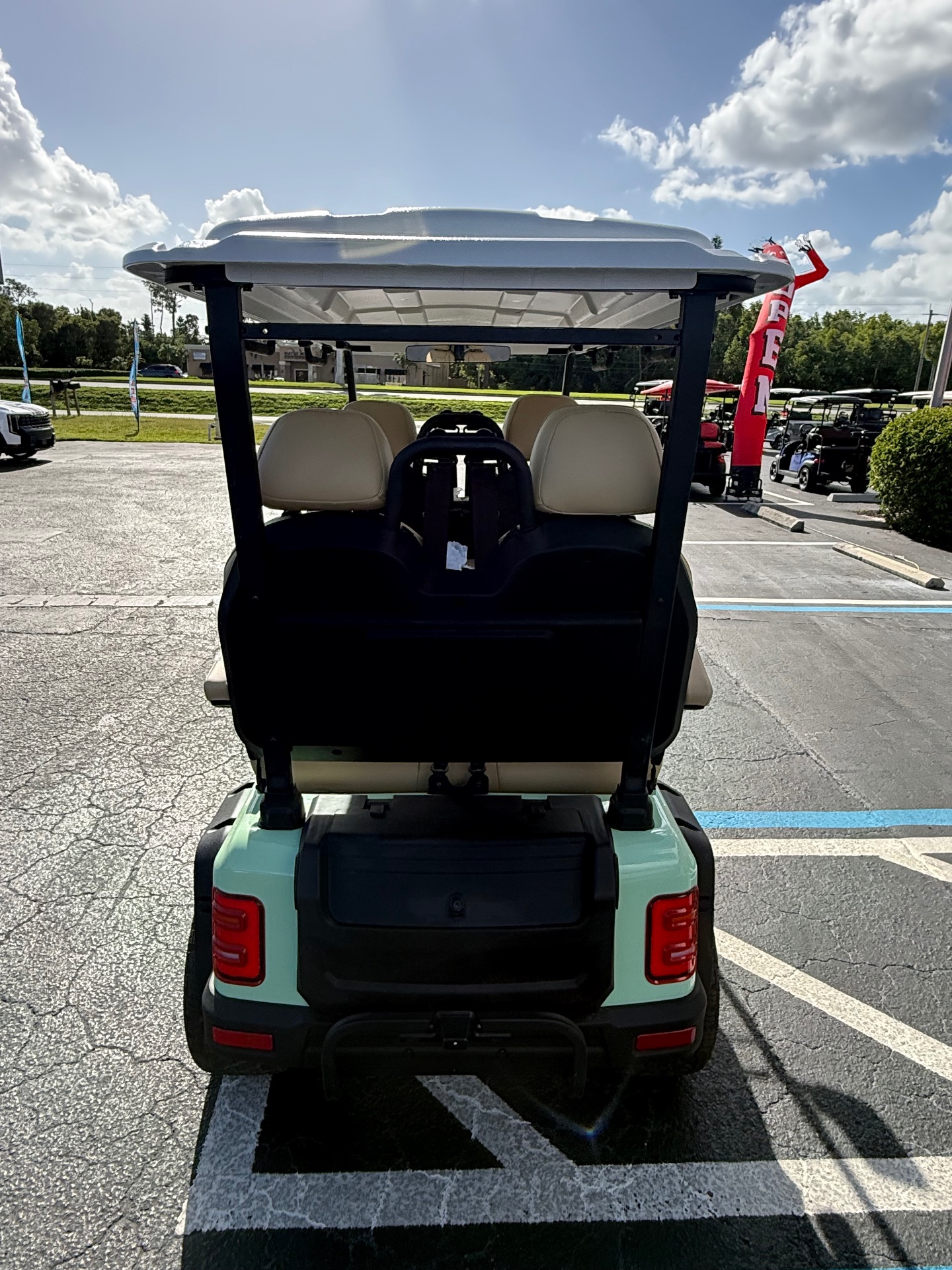 EZ KRUISER RAPTOR B-4F | Matts Custom Golf Carts