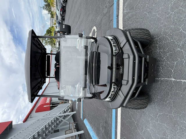 2026 SUPERMACH EV 4 FORWARD LIFTED