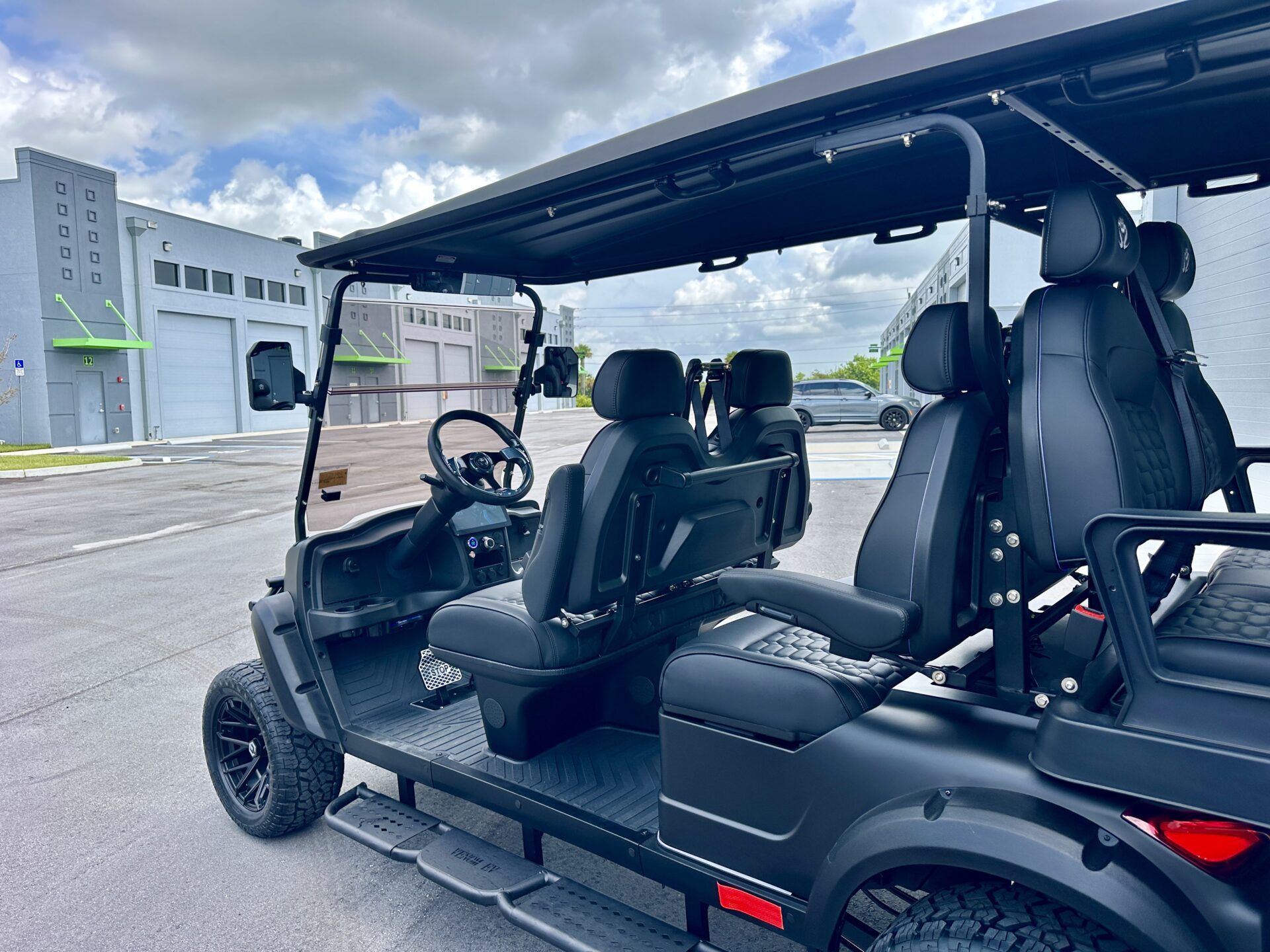 2026 Venom EV photo 6