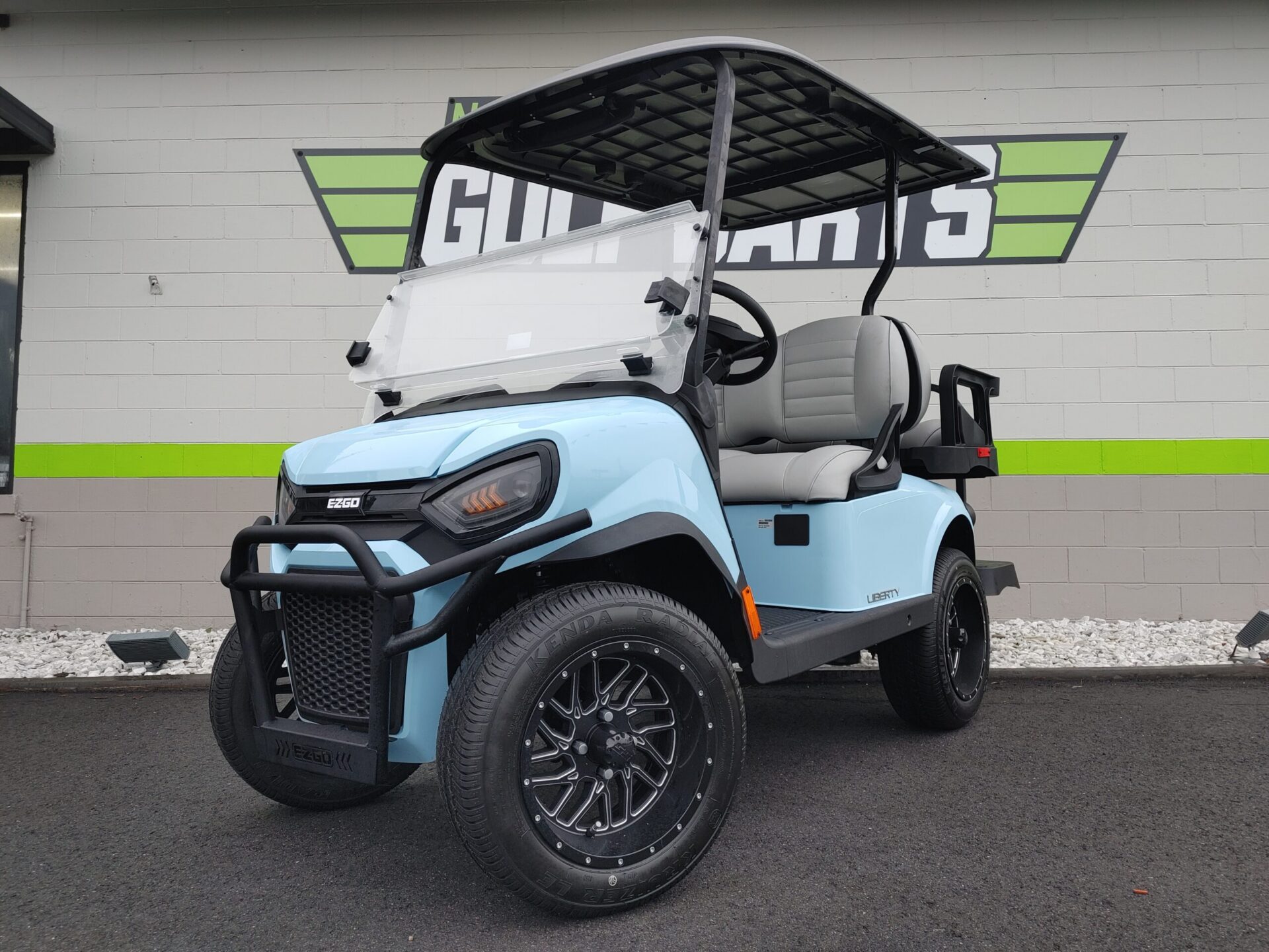 ALL NEW 2027 EZGO LIBERTY-X GAS – LIFTED