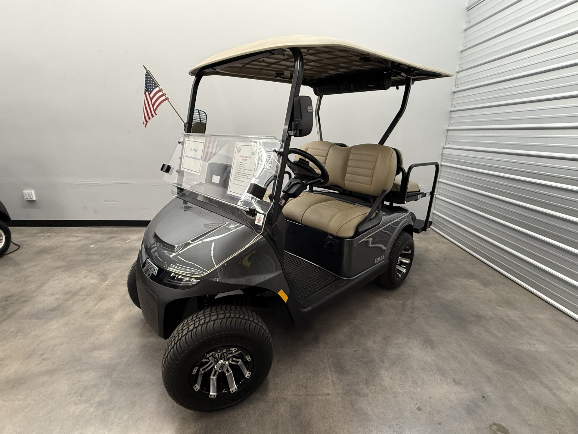 2027 E-Z-GO Freedom RXV ELiTE Lithium
