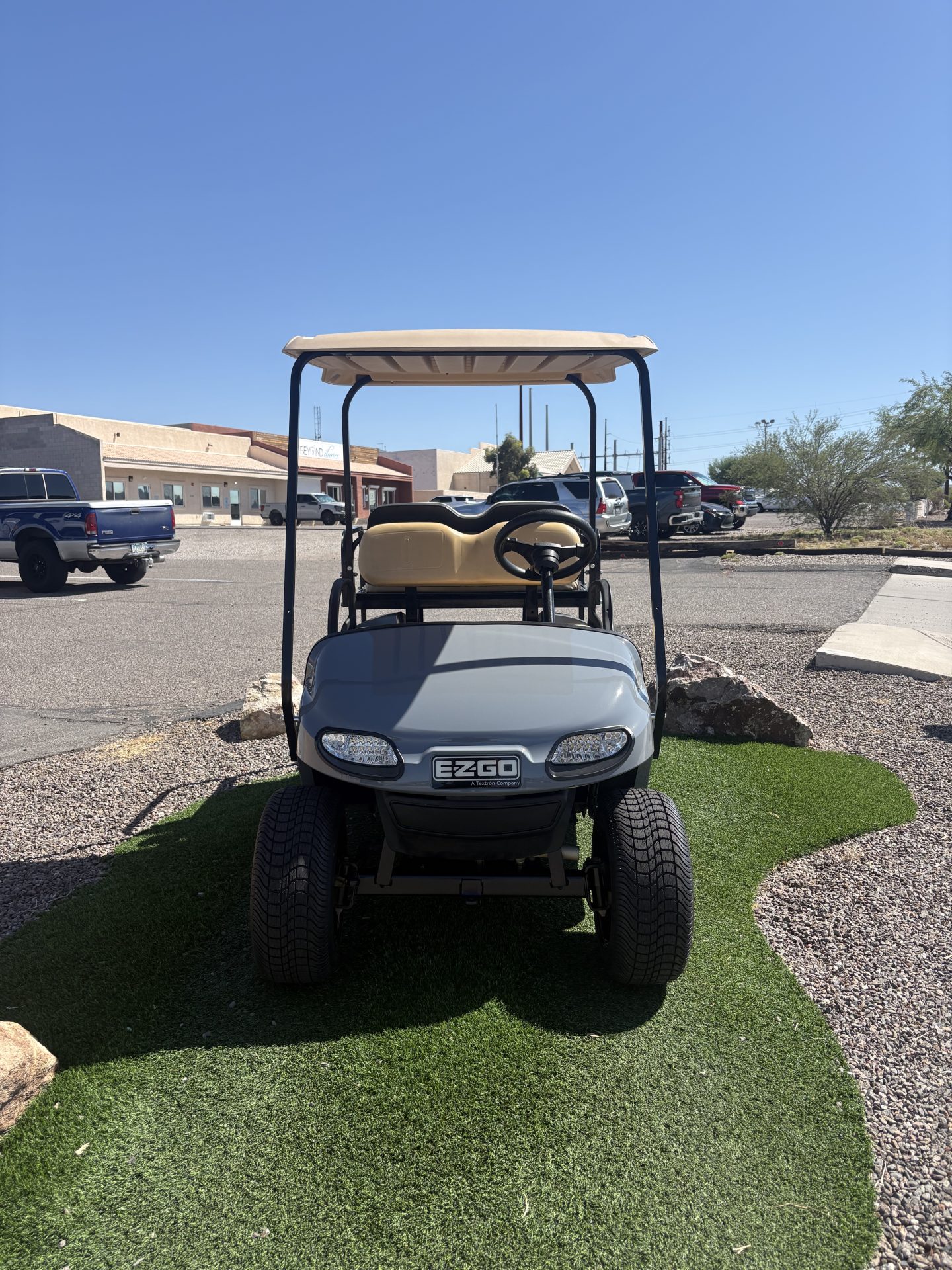 2014 EZGO TXT photo 3