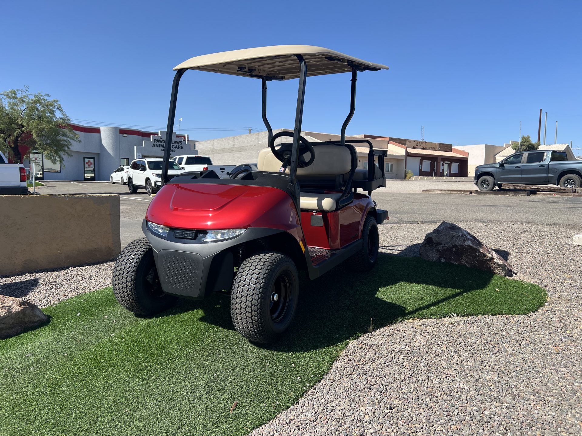 2027 E-Z-GO RXV 4 Valor S 13.5-hp Gas for Sale in Lake Havasu City, AZ