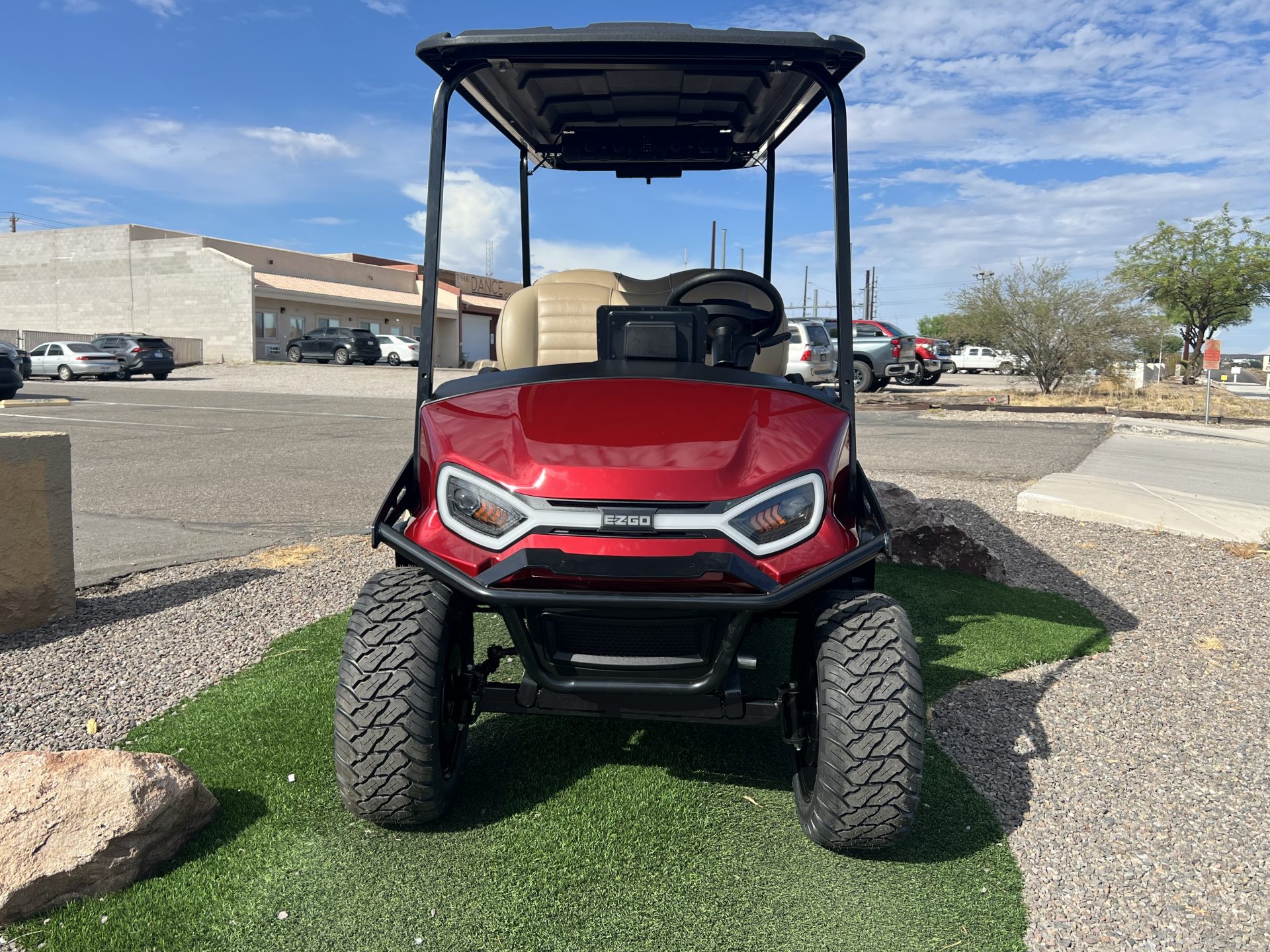 2026 EZGO Express photo 3