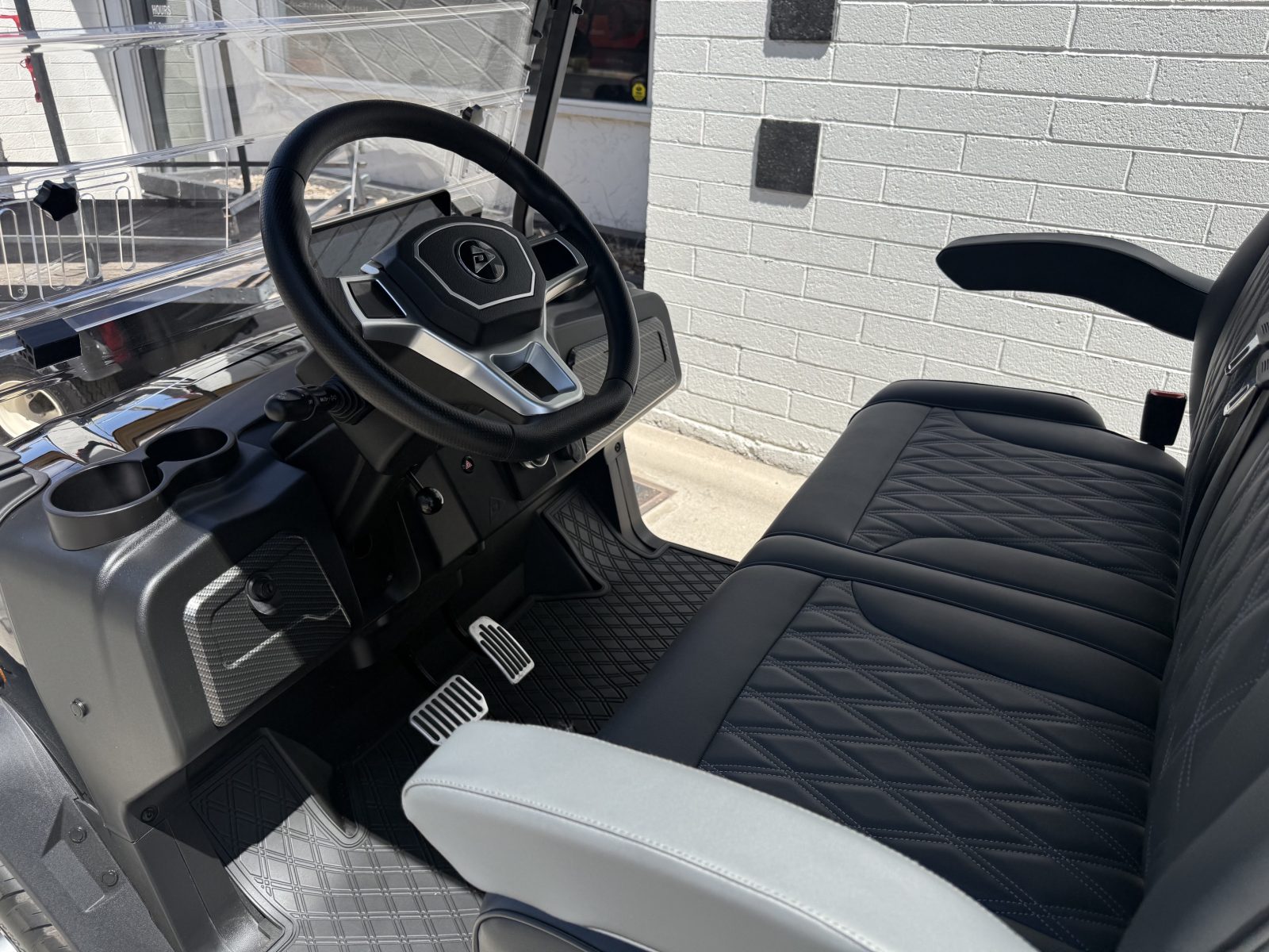 2026 Denago Rover photo 8