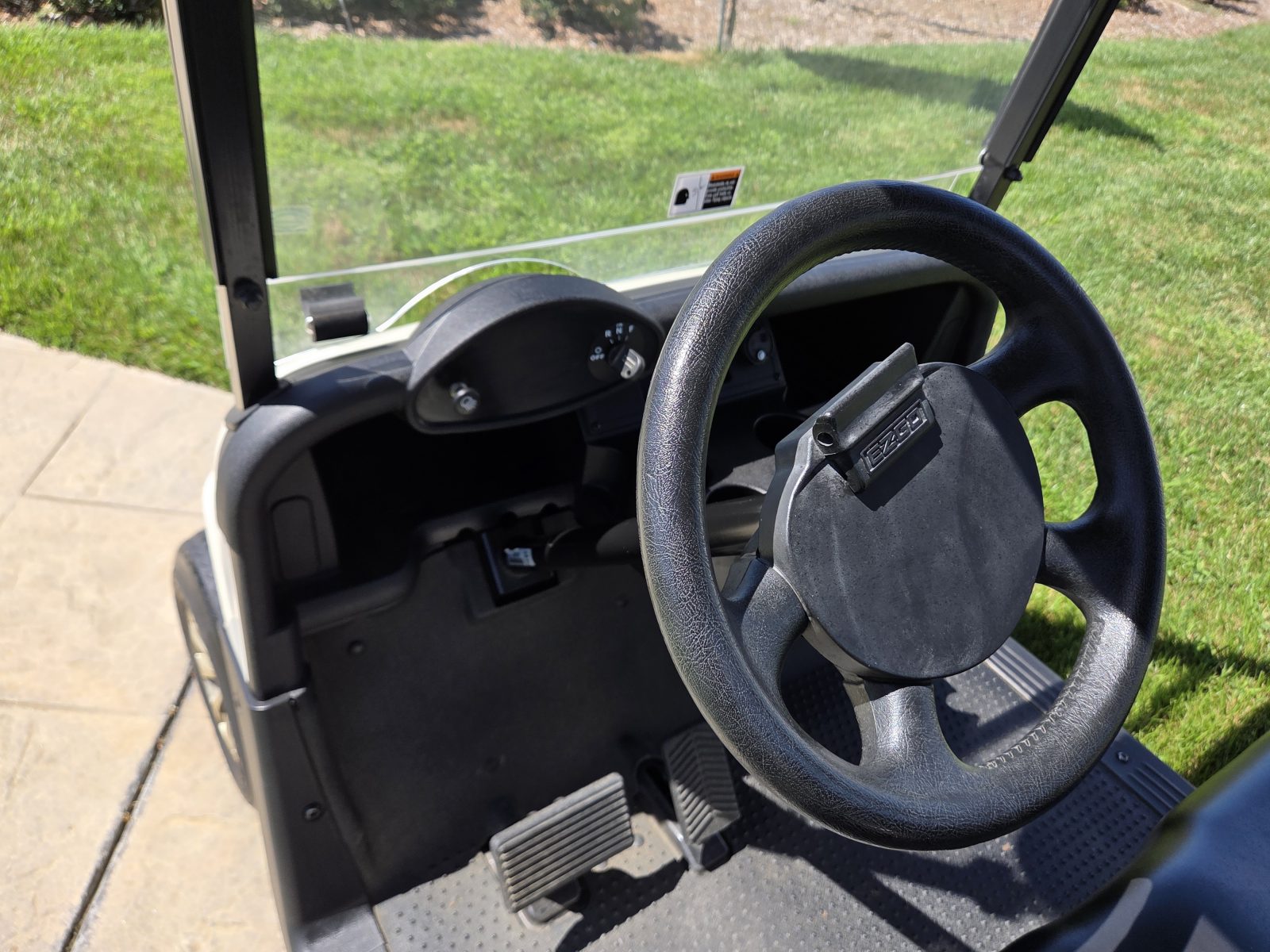 2018 EZGO Freedom photo 9