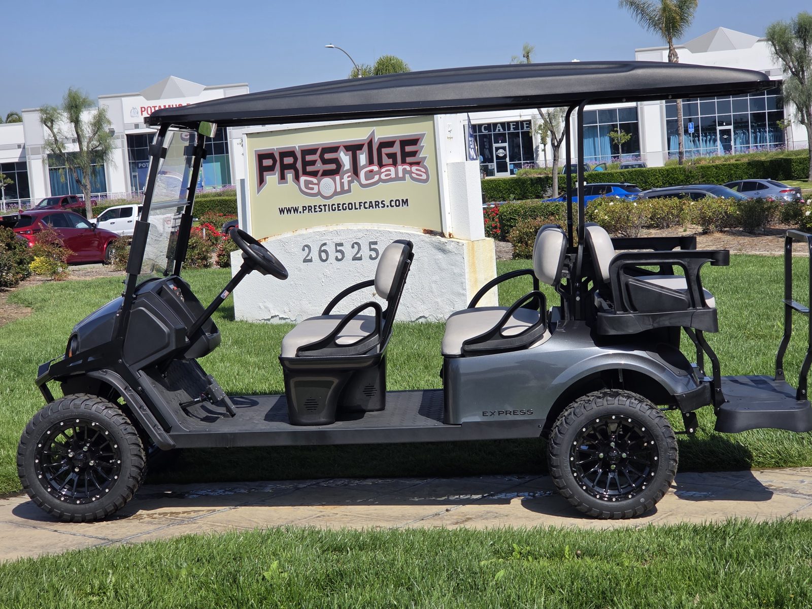 2026 EZGO Express photo 2