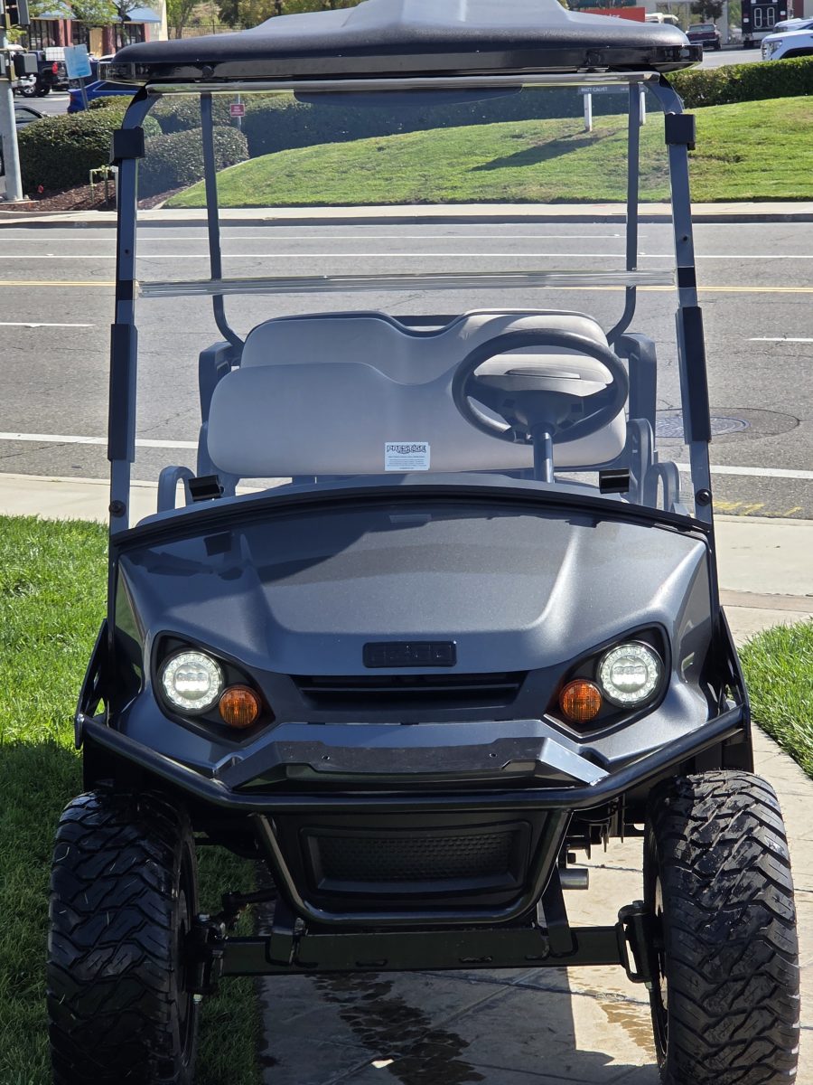 2026 EZGO Express photo 3