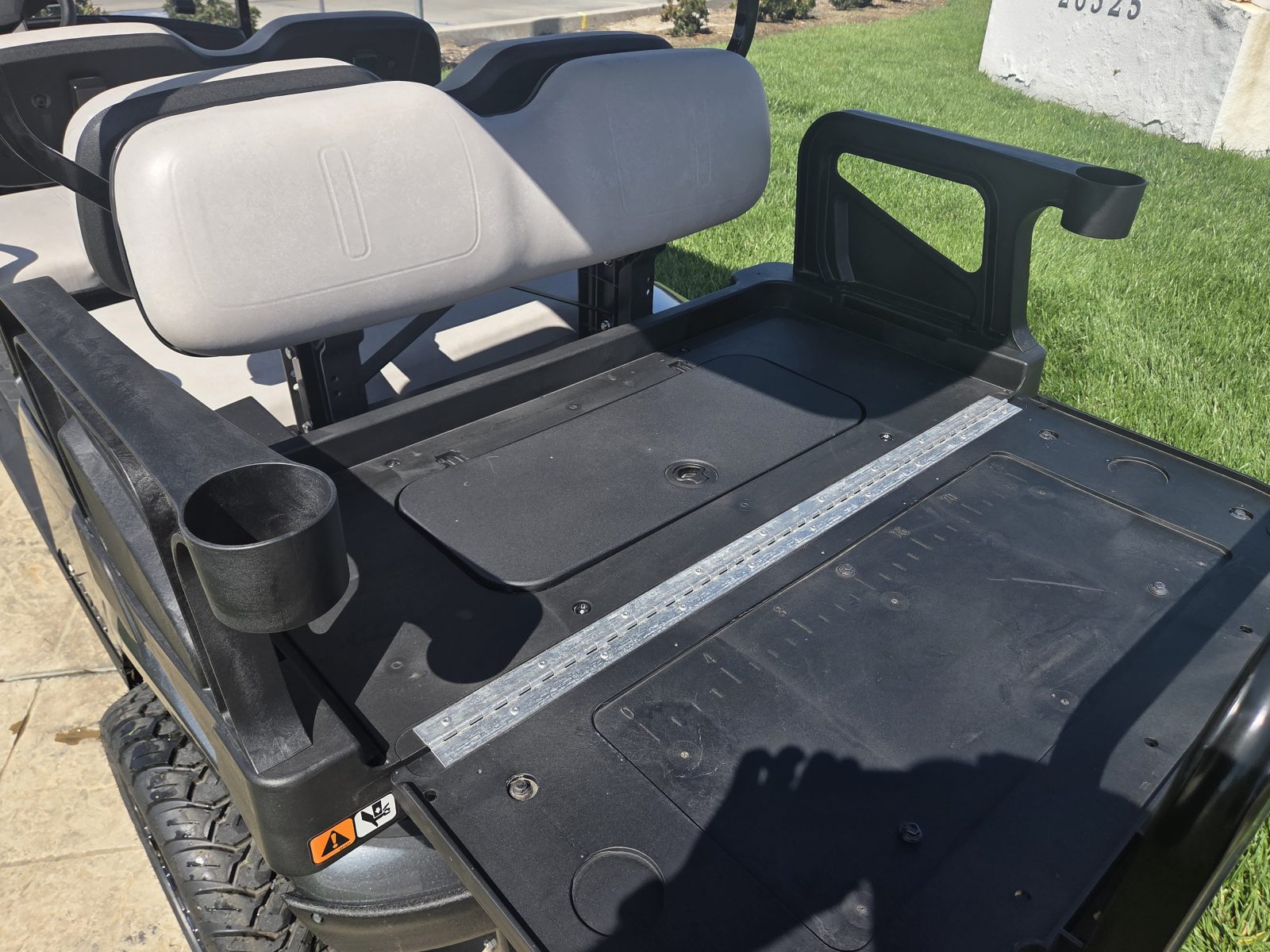 2026 EZGO Express photo 5