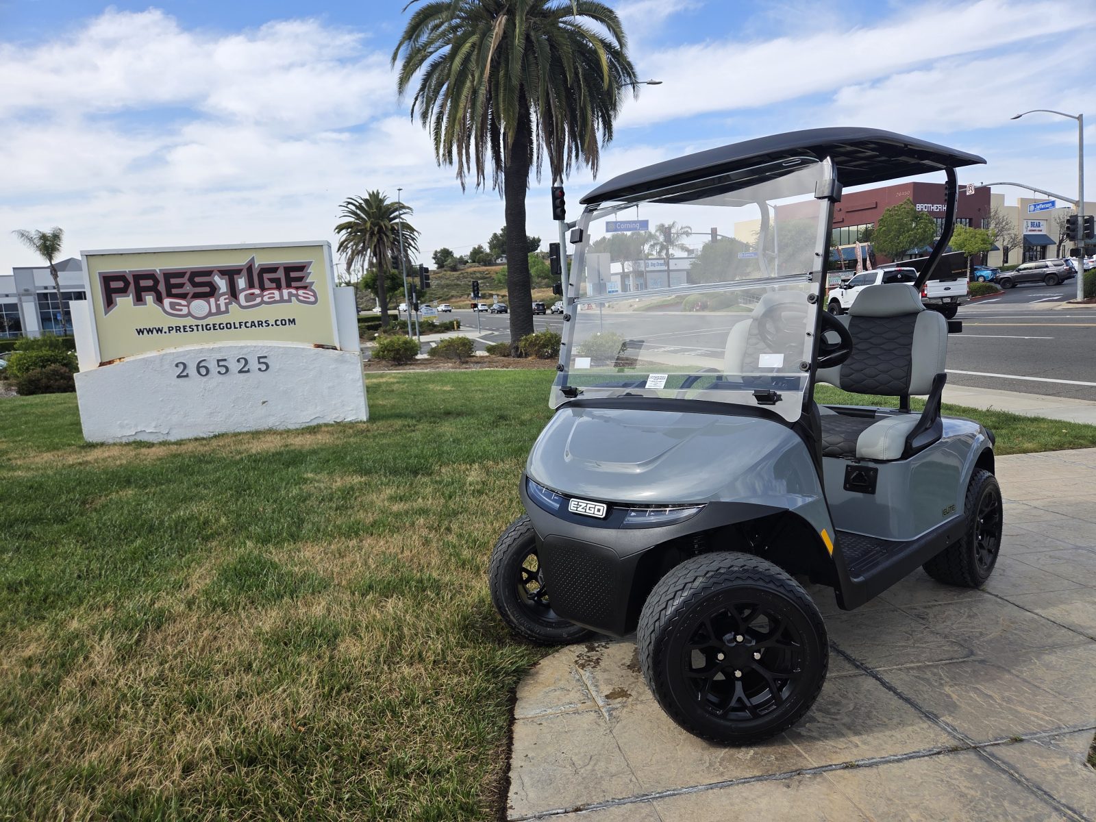 2026 E-Z-GO Freedom RXV Elite 2.2