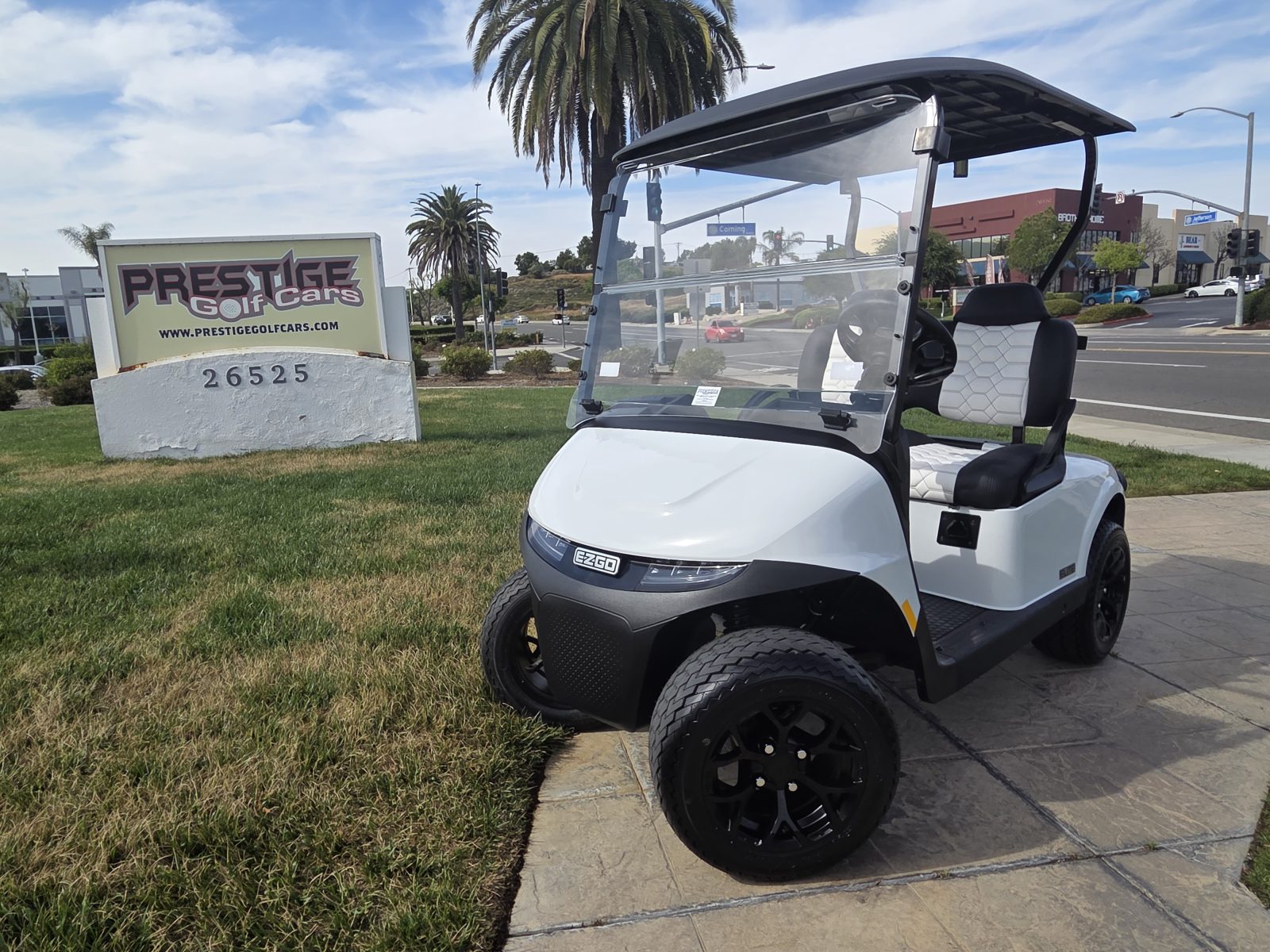 2026 E-Z-GO Freedom RXV Elite 2.2