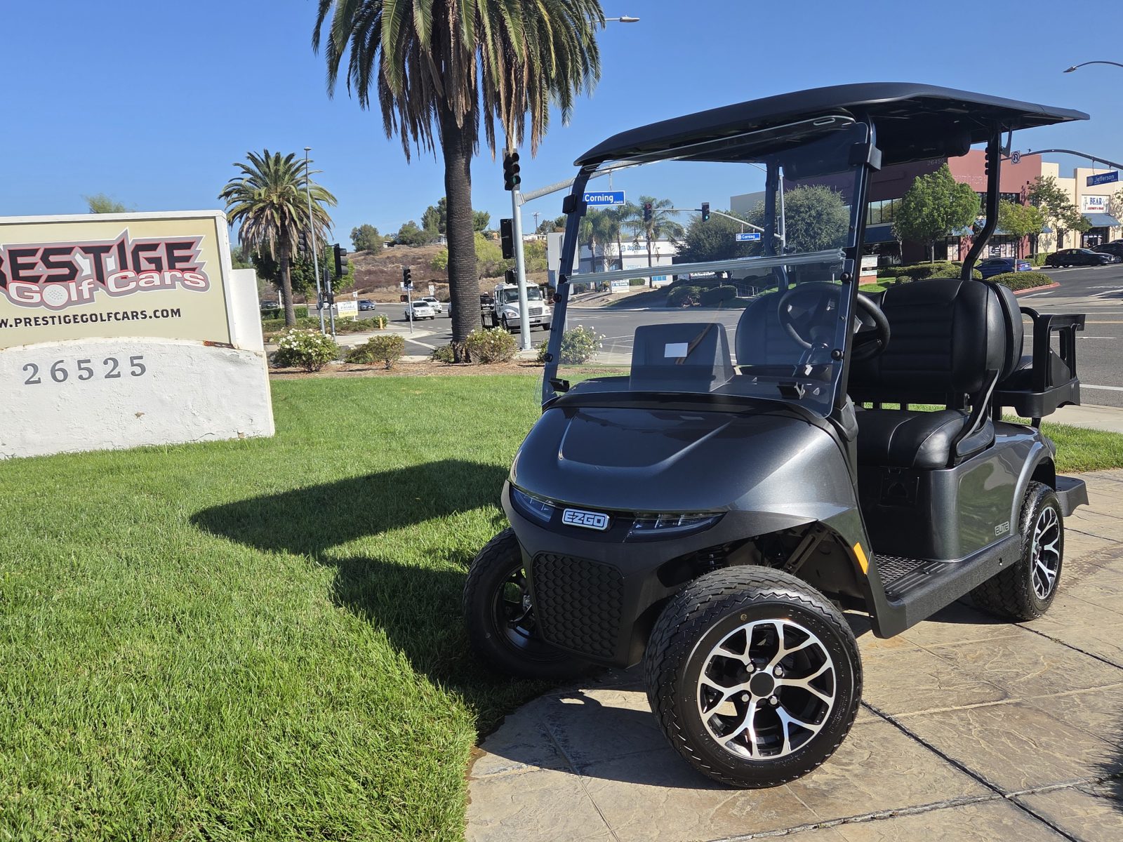 2026 E-Z-GO Freedom RXV Elite 2.2