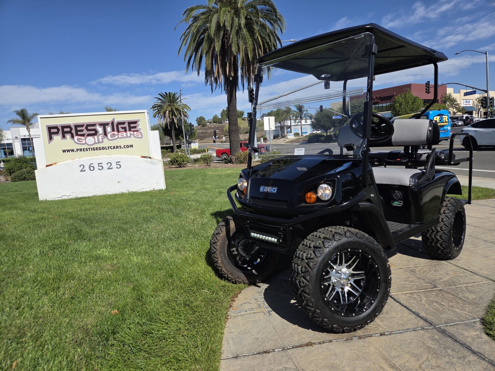 2016 E-Z-GO TXT