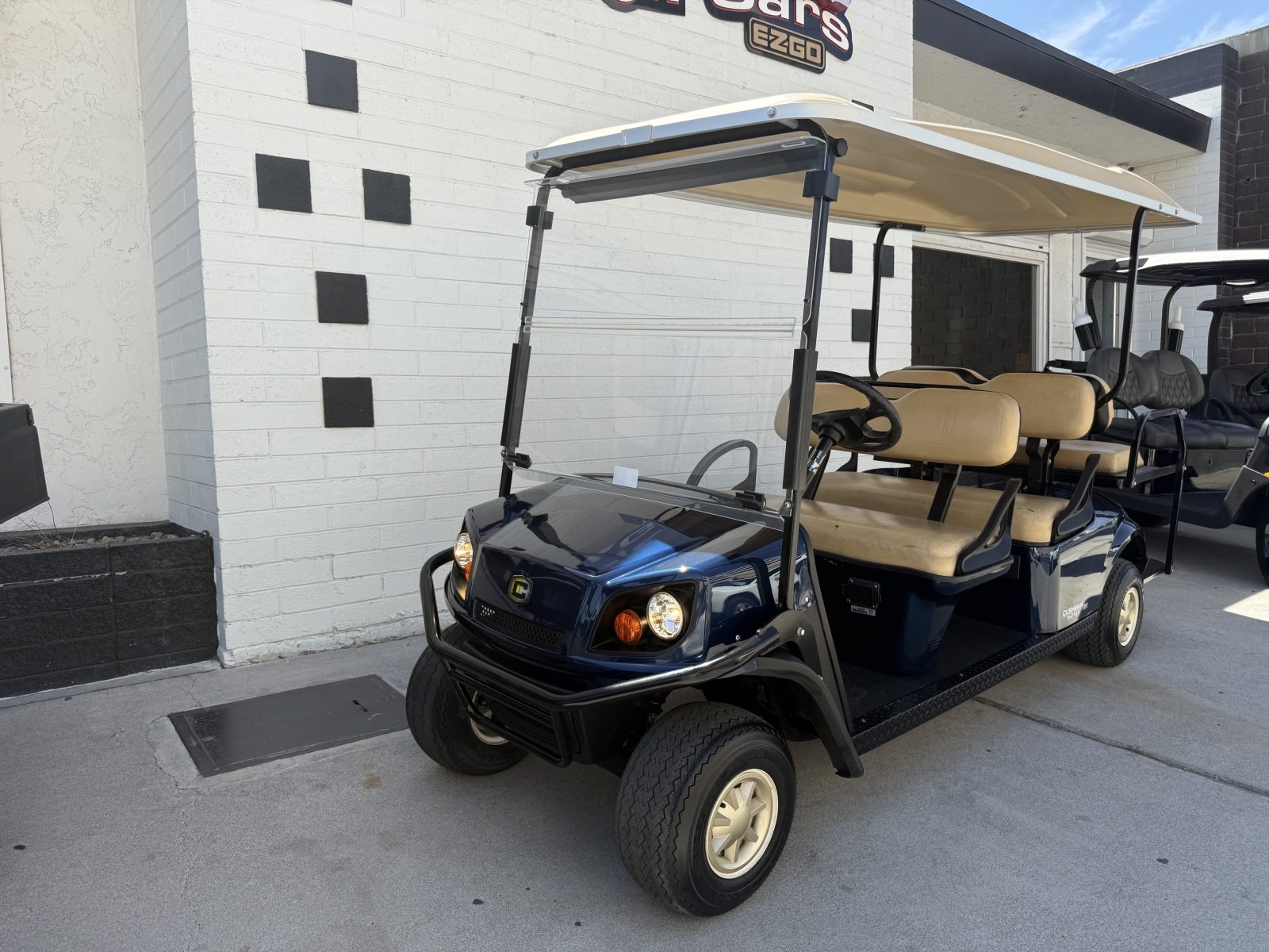 2021 Cushman Shuttle photo 2