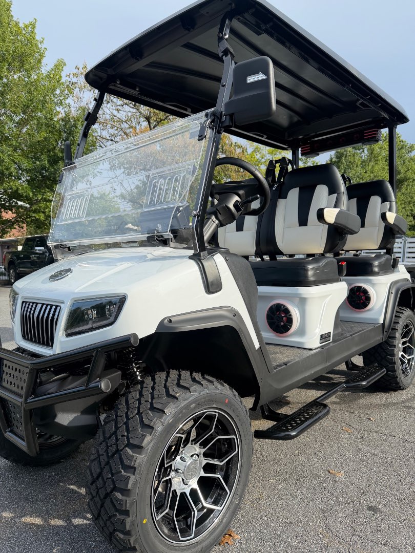 2027 Evolution D5 Maverick 4 Plus