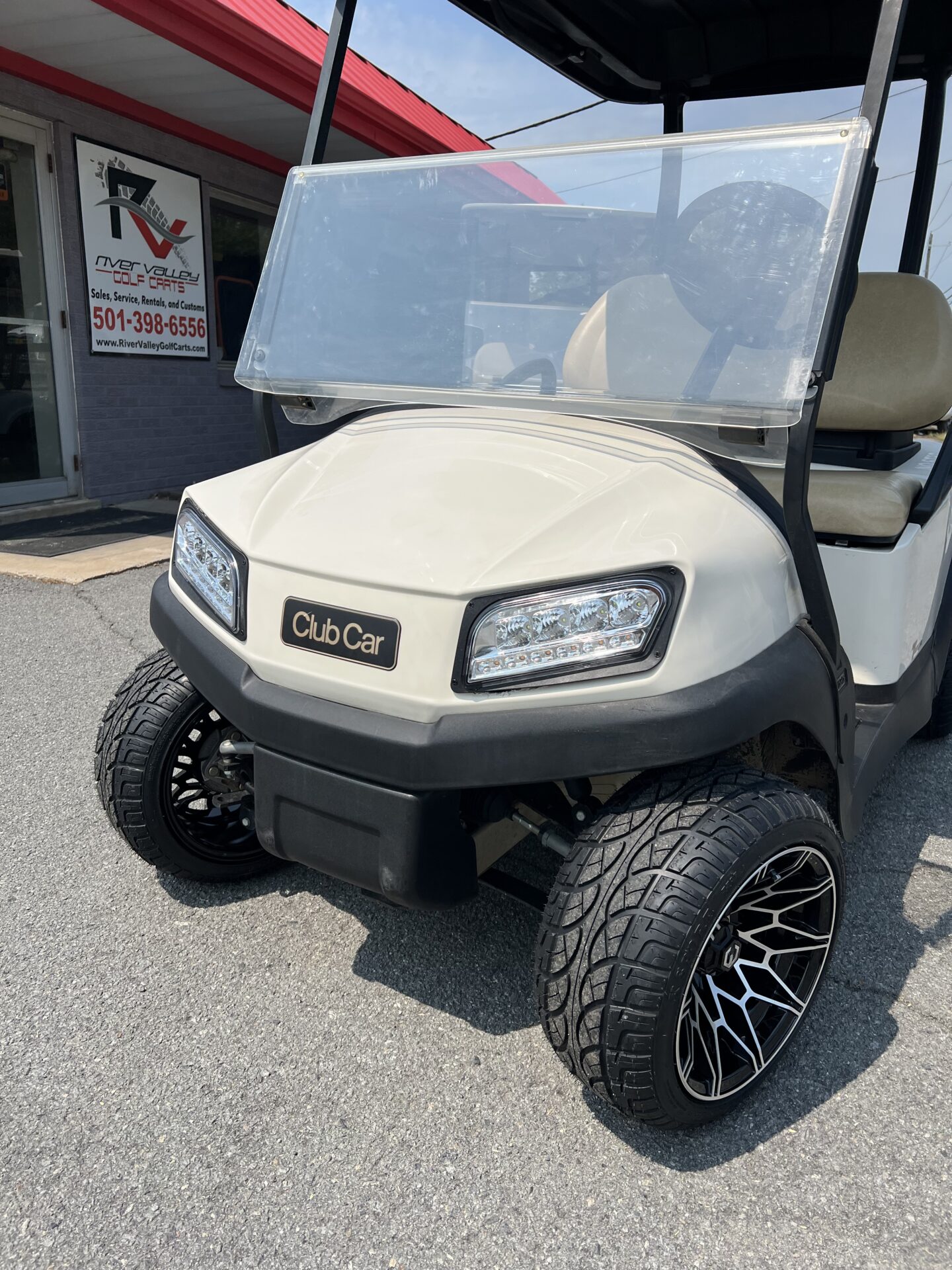 2024 Club Car Tempo photo 2