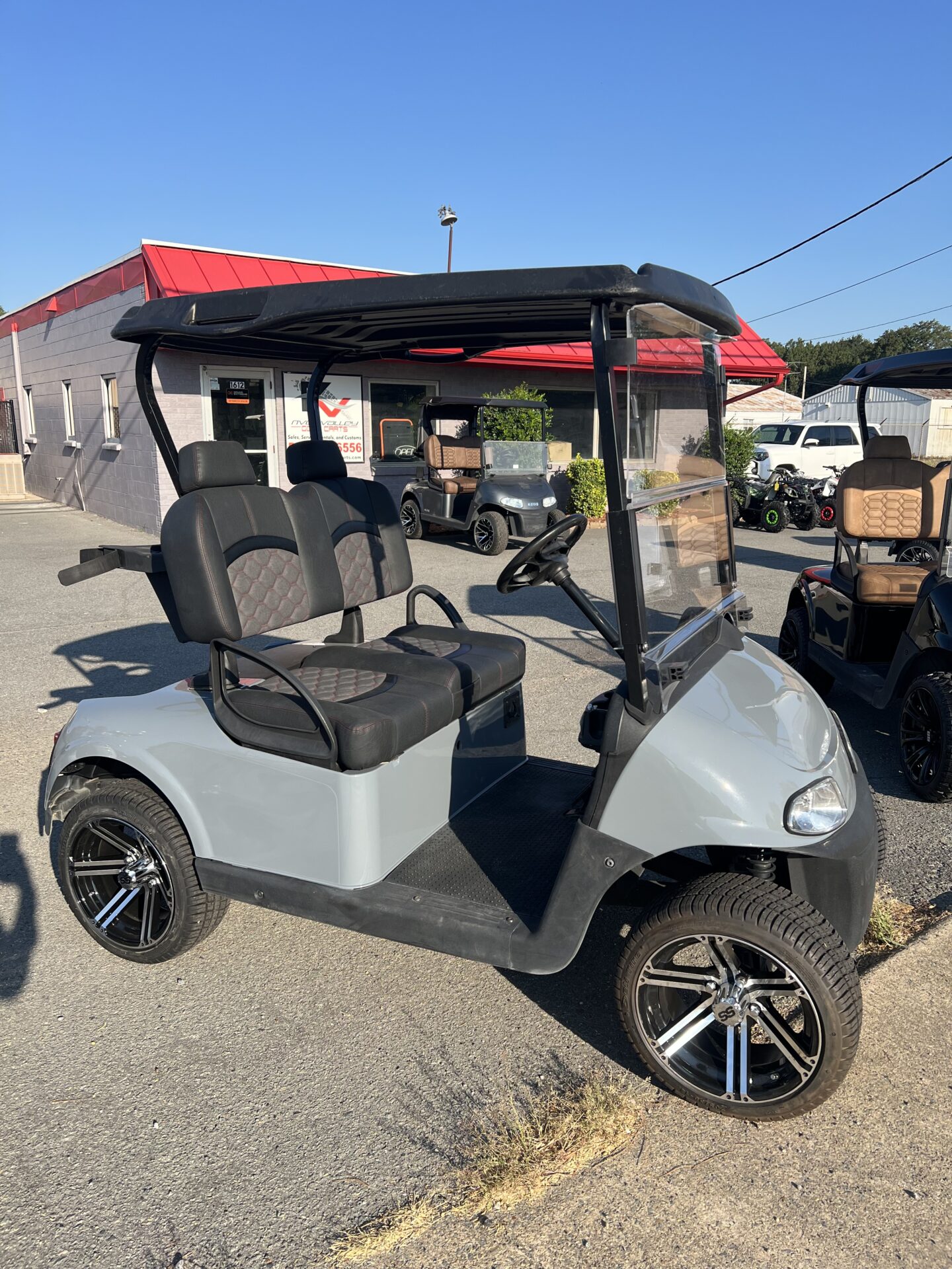 2021 EZGO RXV